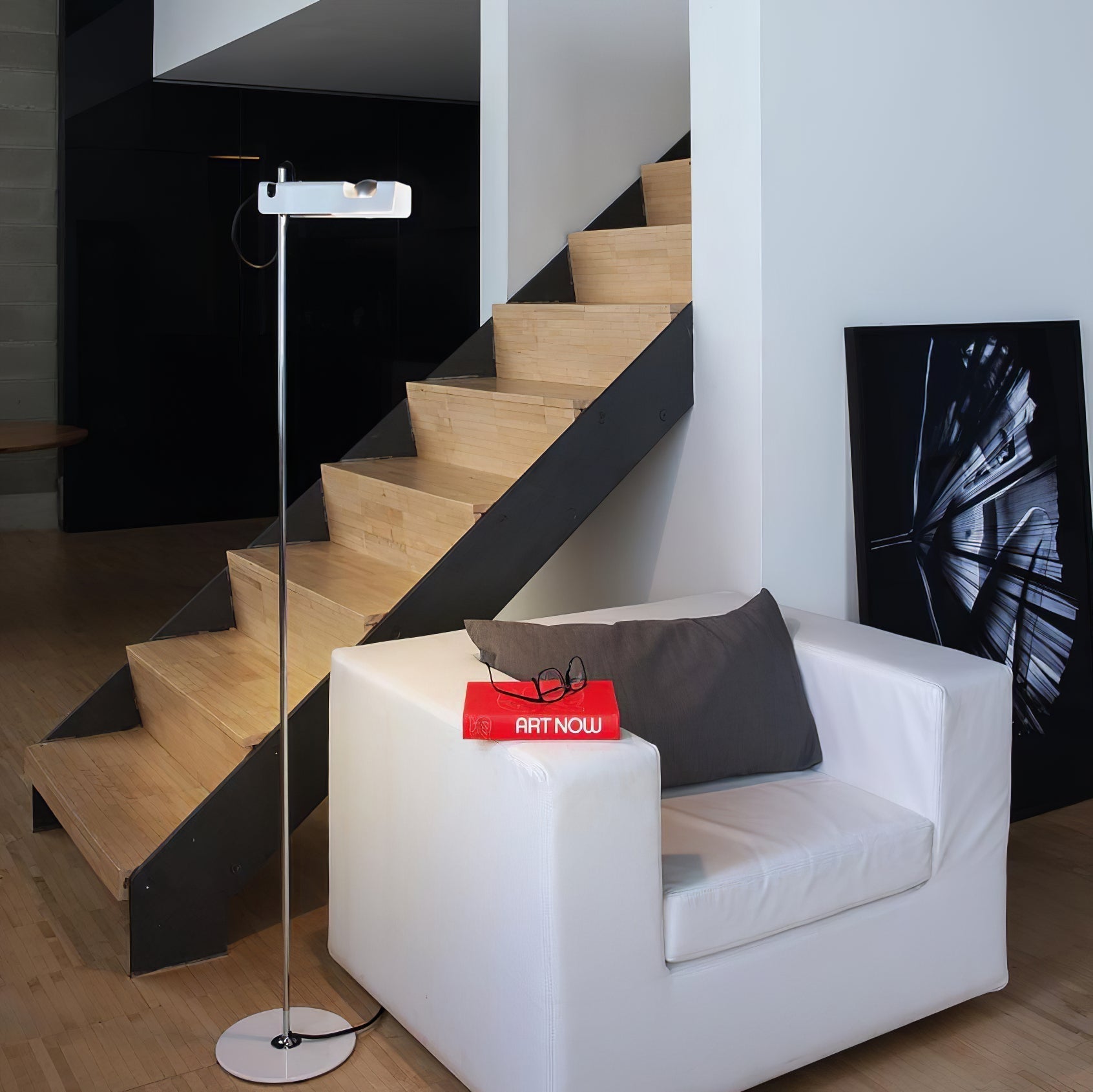 Merven Minimalist Floor Lamp-Neutral Decor