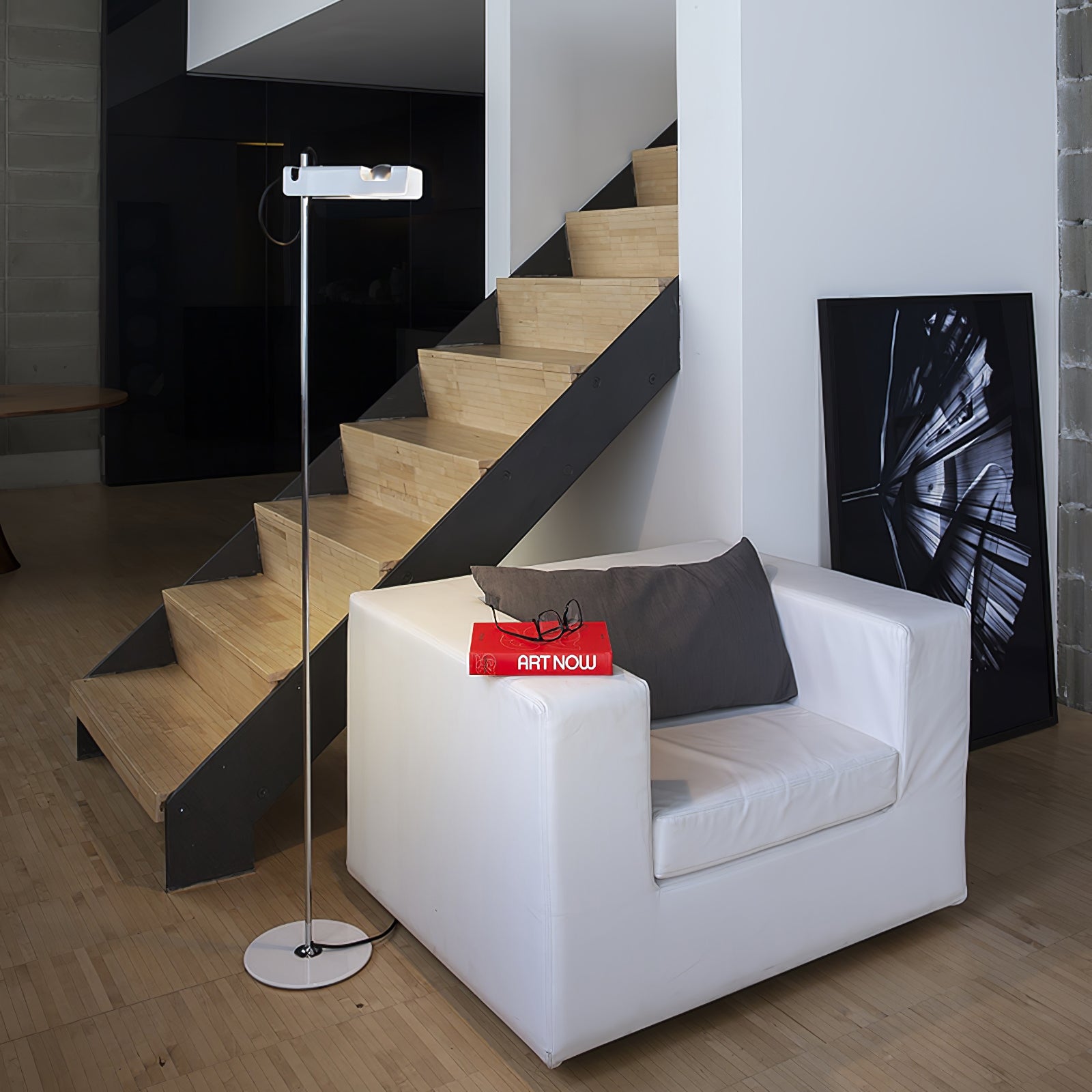 Merven Minimalist Floor Lamp-Neutral Decor