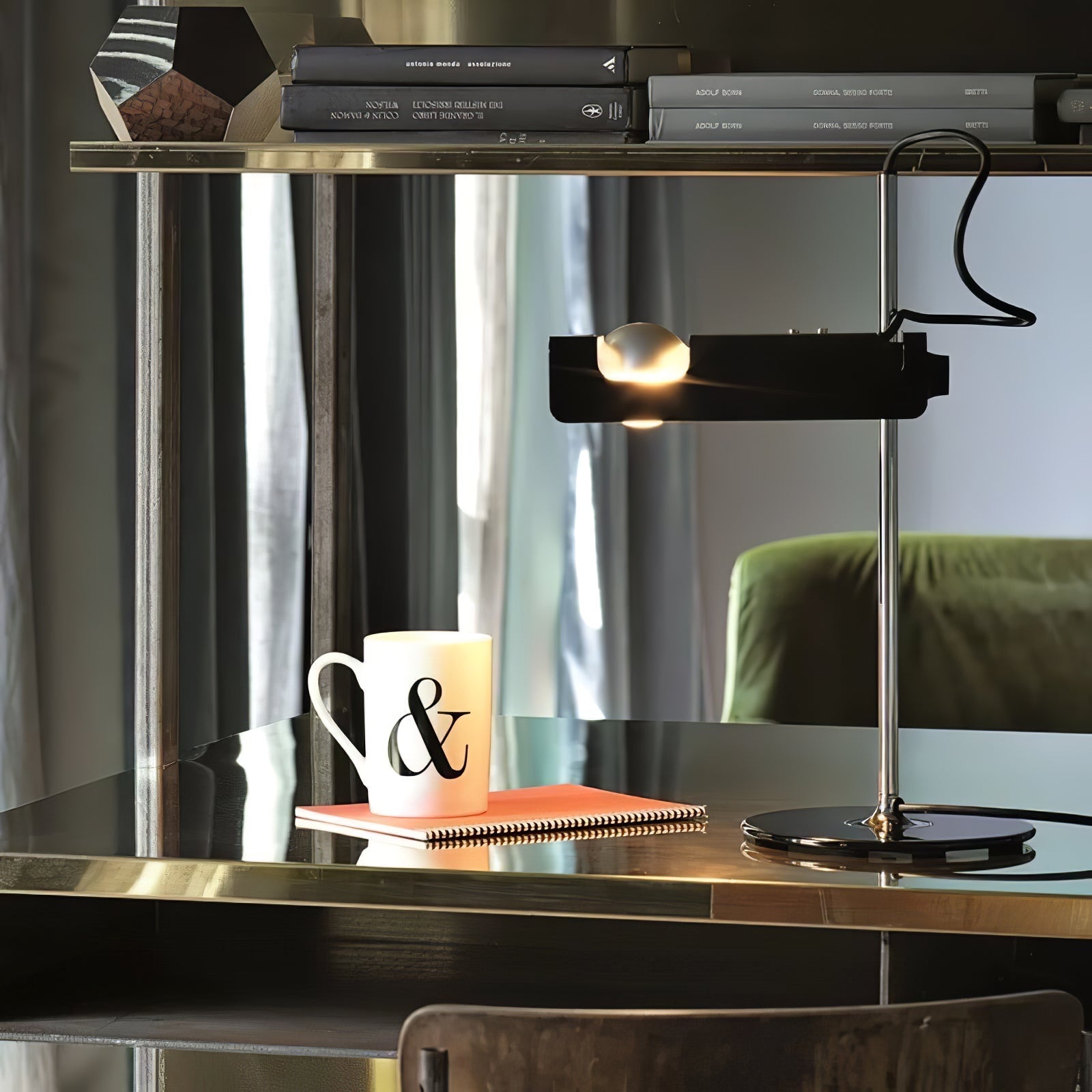 Lumousin Futuristic Table Lamp-Neutral Decor