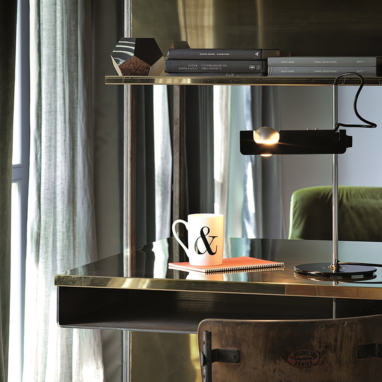 Lumousin Futuristic Table Lamp-Neutral Decor