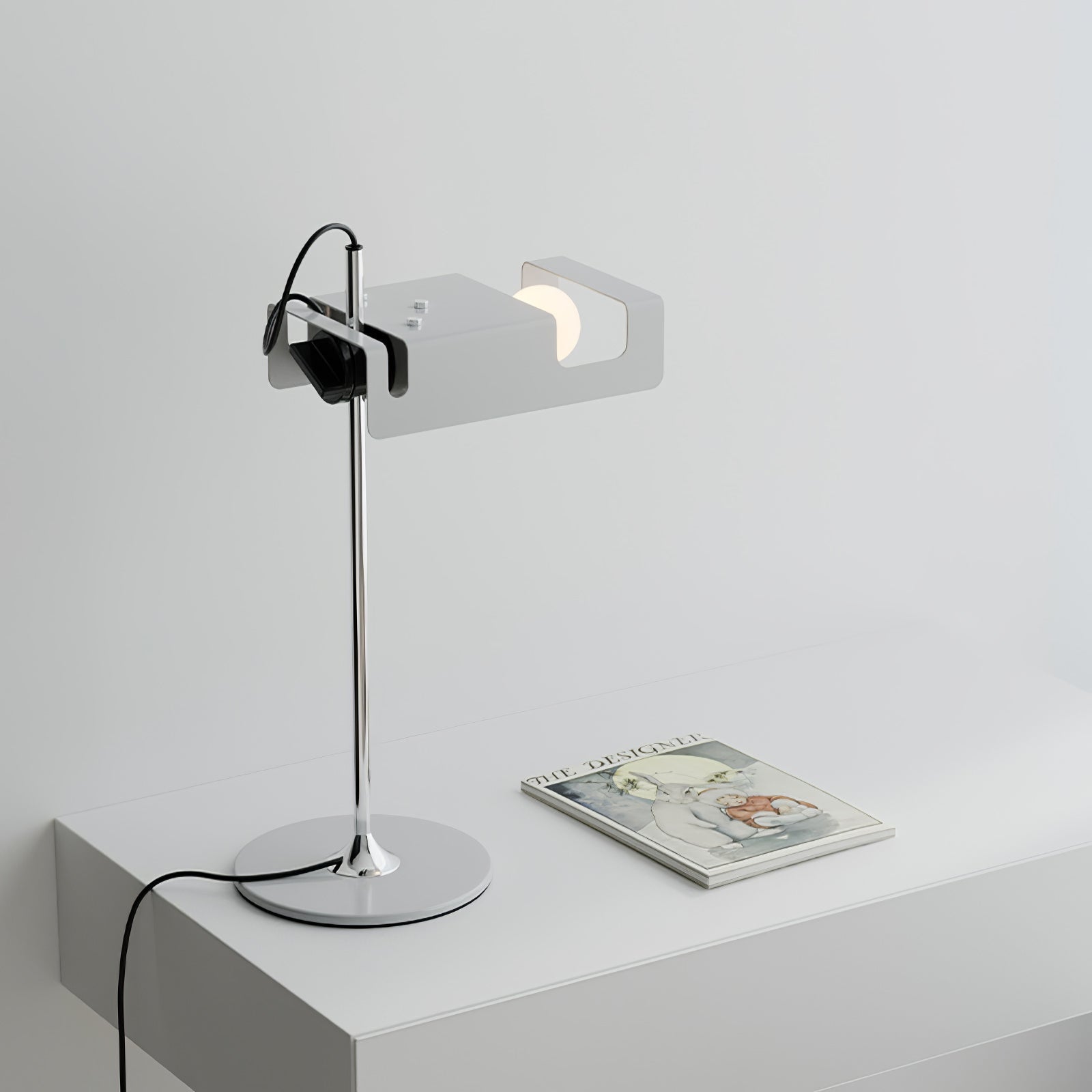 Lumousin Futuristic Table Lamp-Neutral Decor