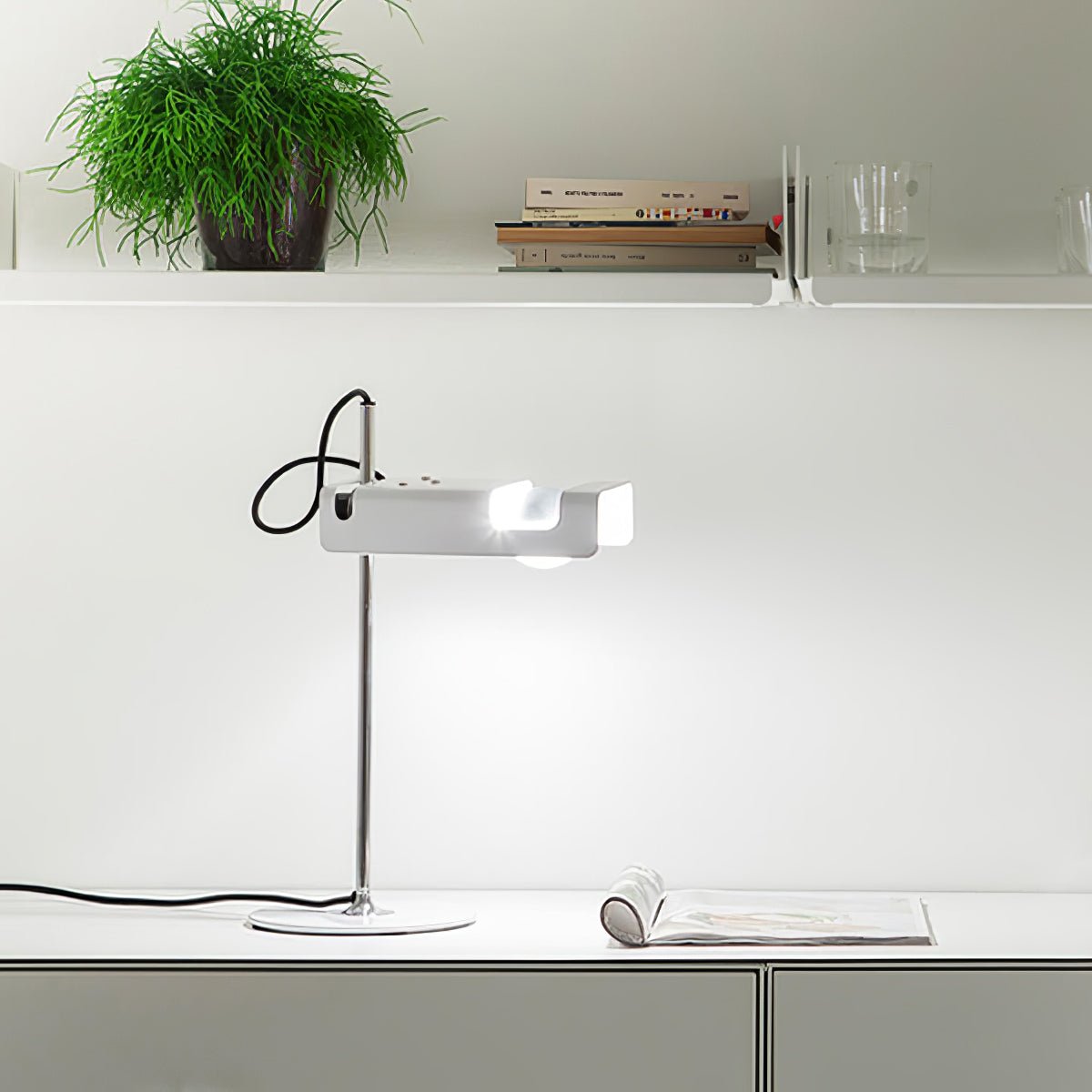 Lumousin Futuristic Table Lamp-Neutral Decor