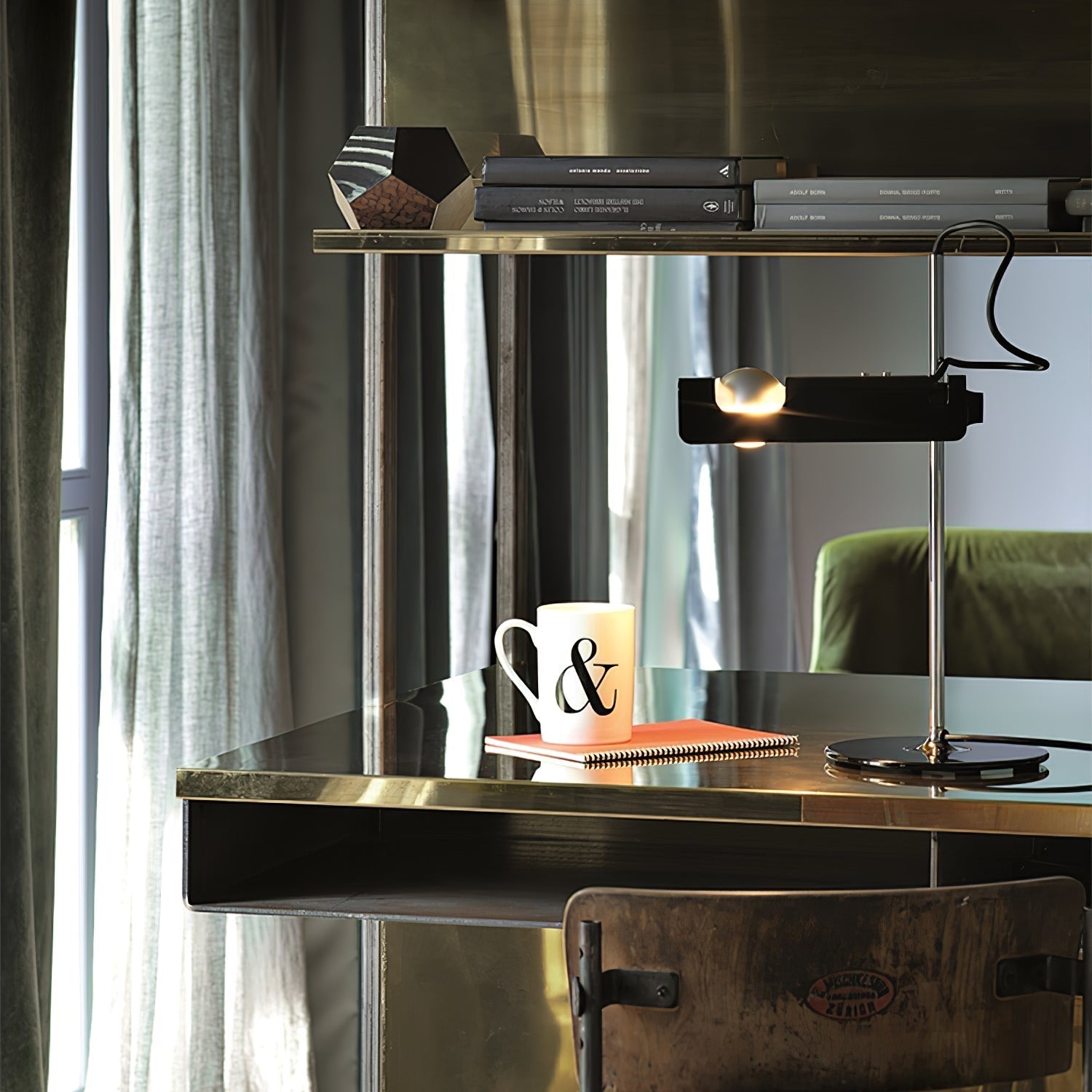 Lumousin Futuristic Table Lamp-Neutral Decor