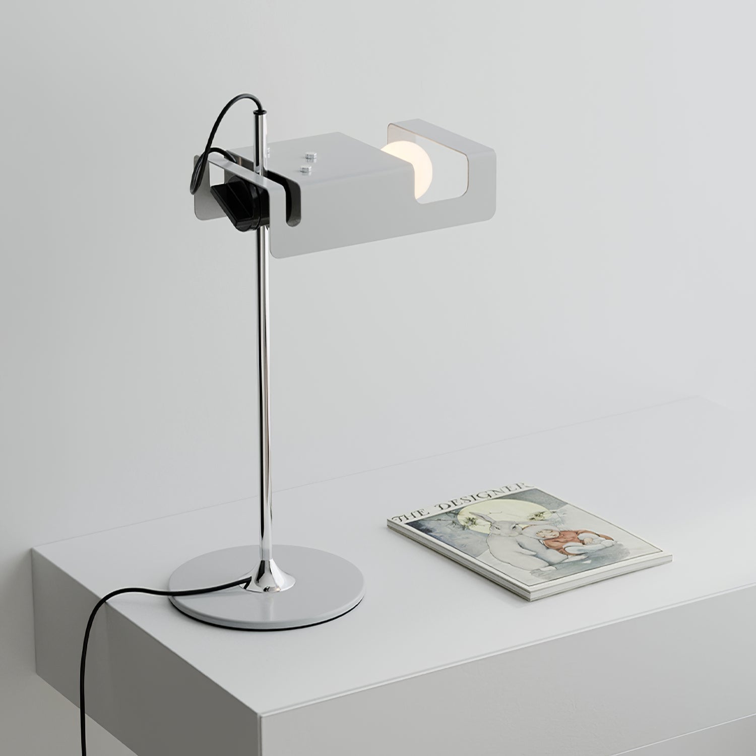 Lumousin Futuristic Table Lamp-Neutral Decor