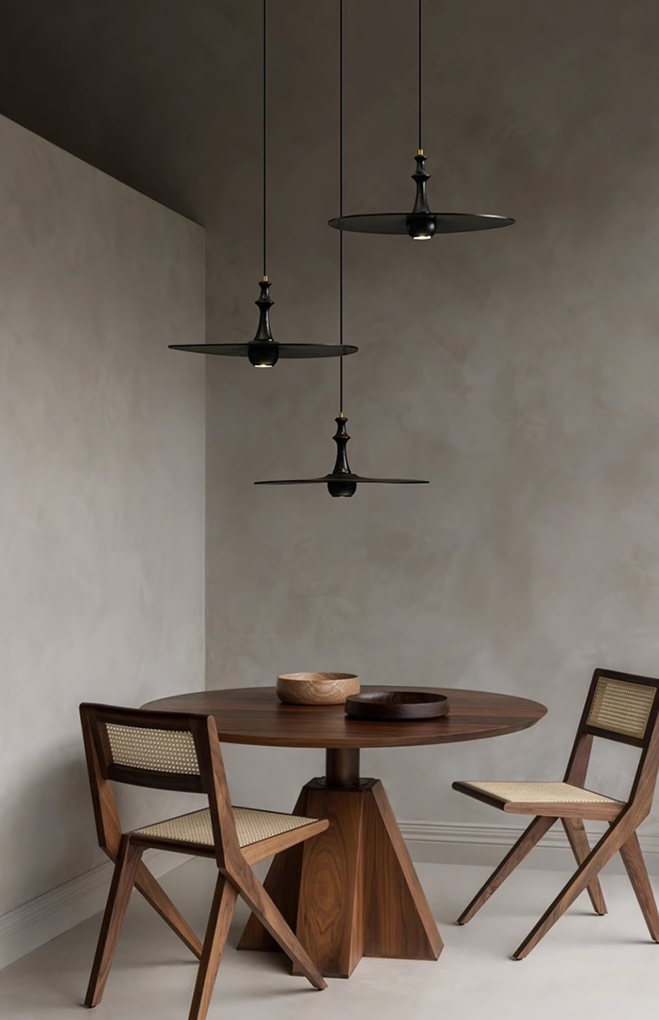 Syrinyra Sculptural Wood Disc Pendant Light-Neutral Decor