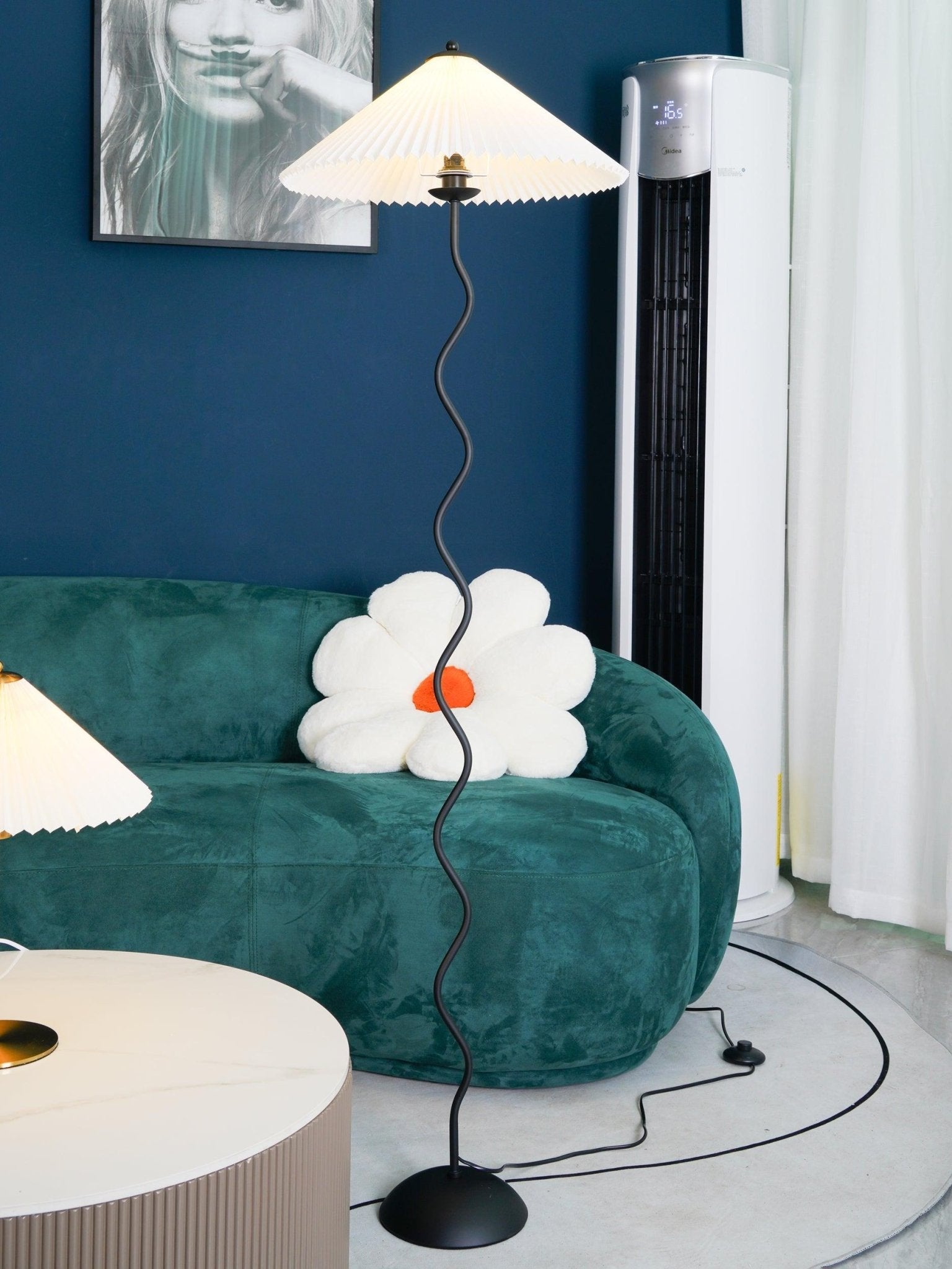 Lioraven Fabric Minimalist Floor Lamp-Neutral Decor