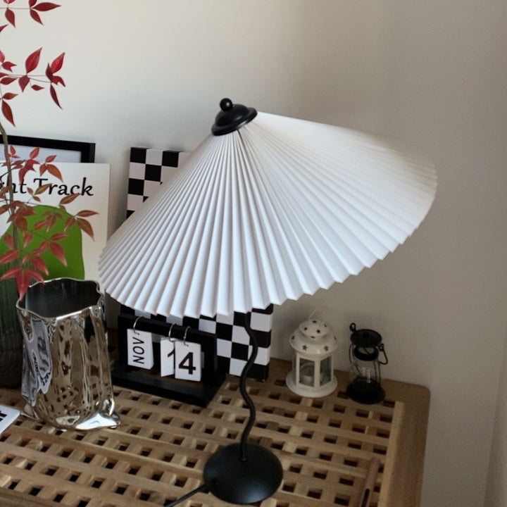Vioro Fabric Table Lamp-Neutral Decor