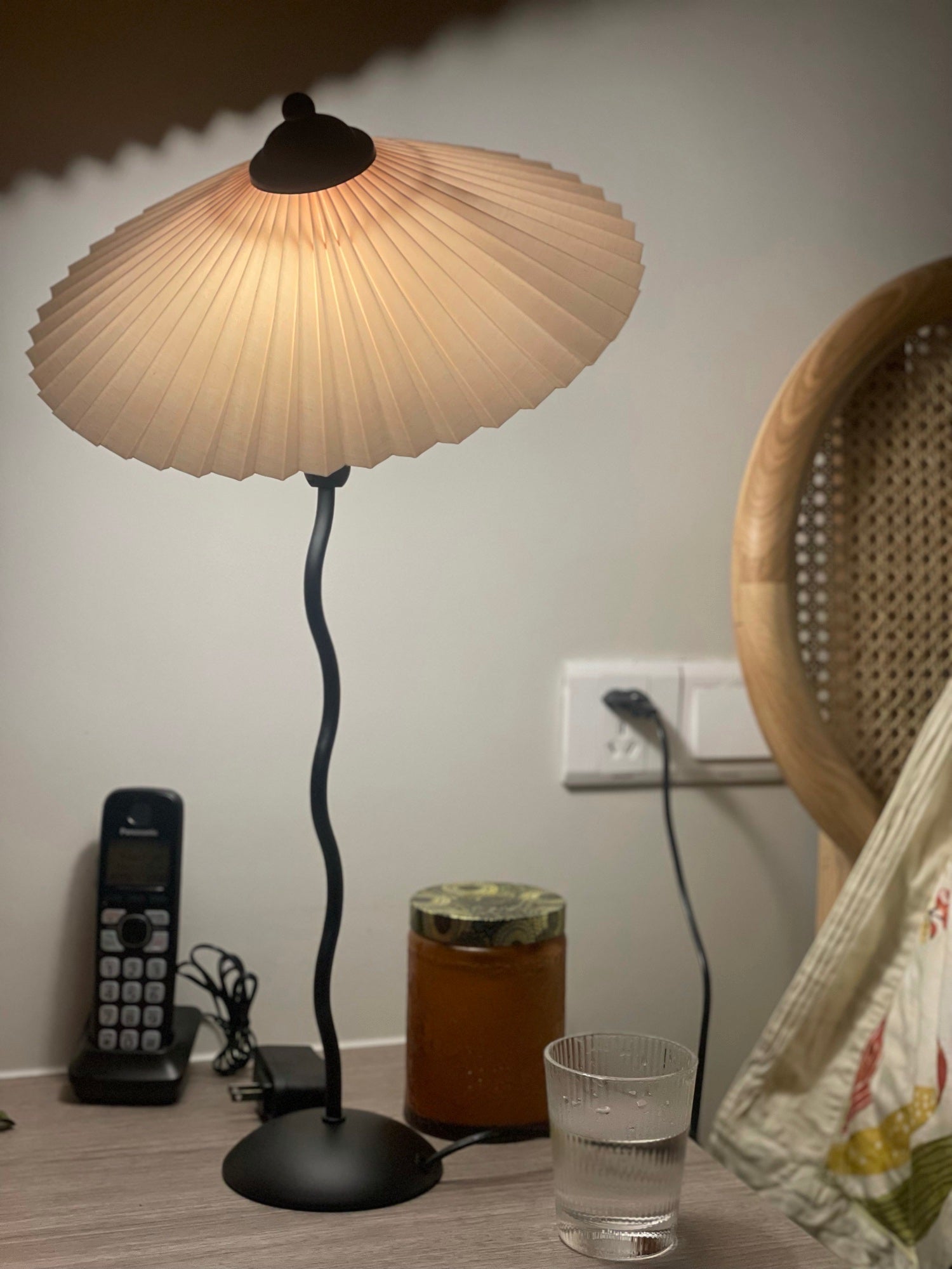 Vioro Fabric Table Lamp-Neutral Decor