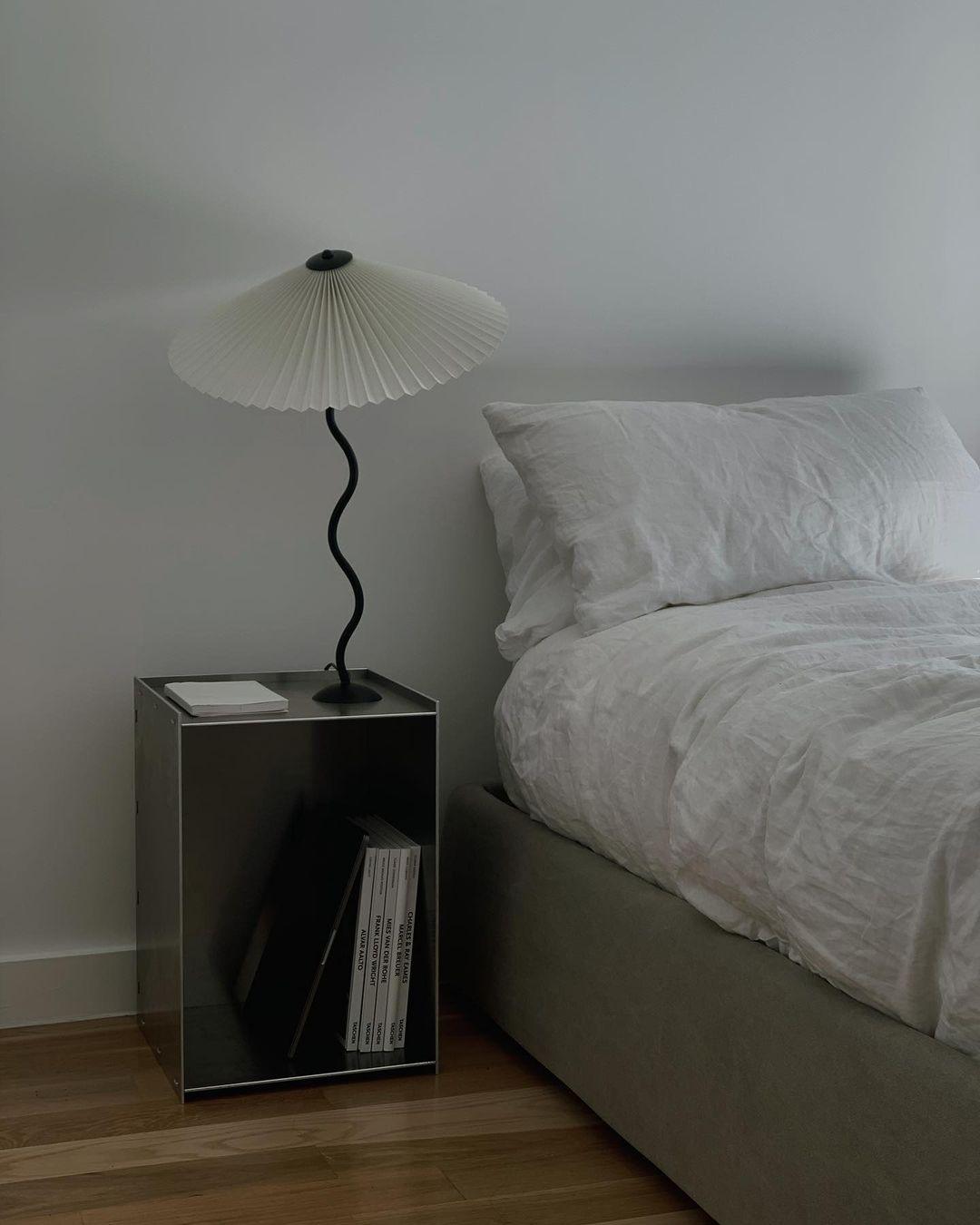 Vioro Fabric Table Lamp-Neutral Decor