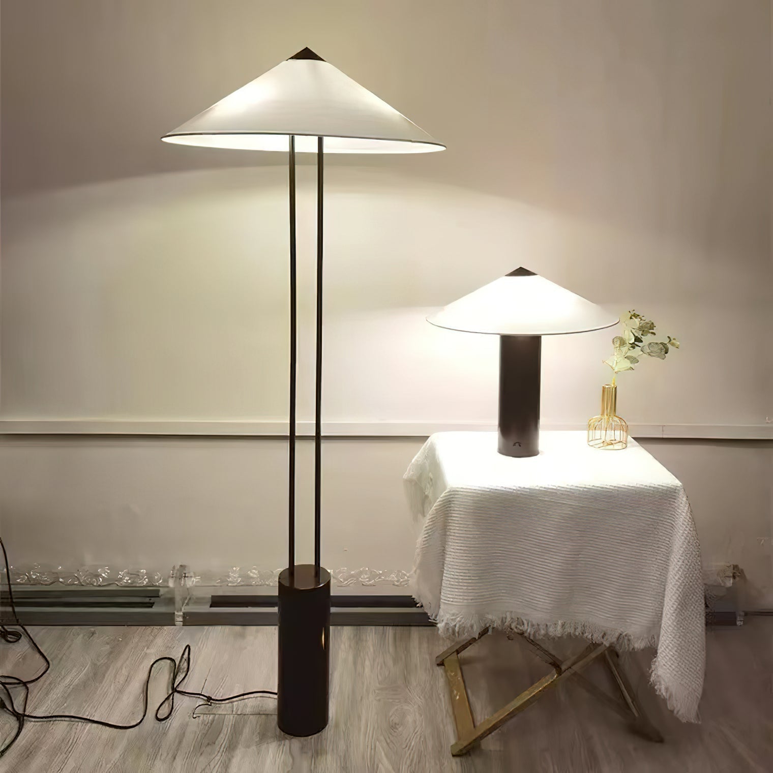Elara Floor Lamp