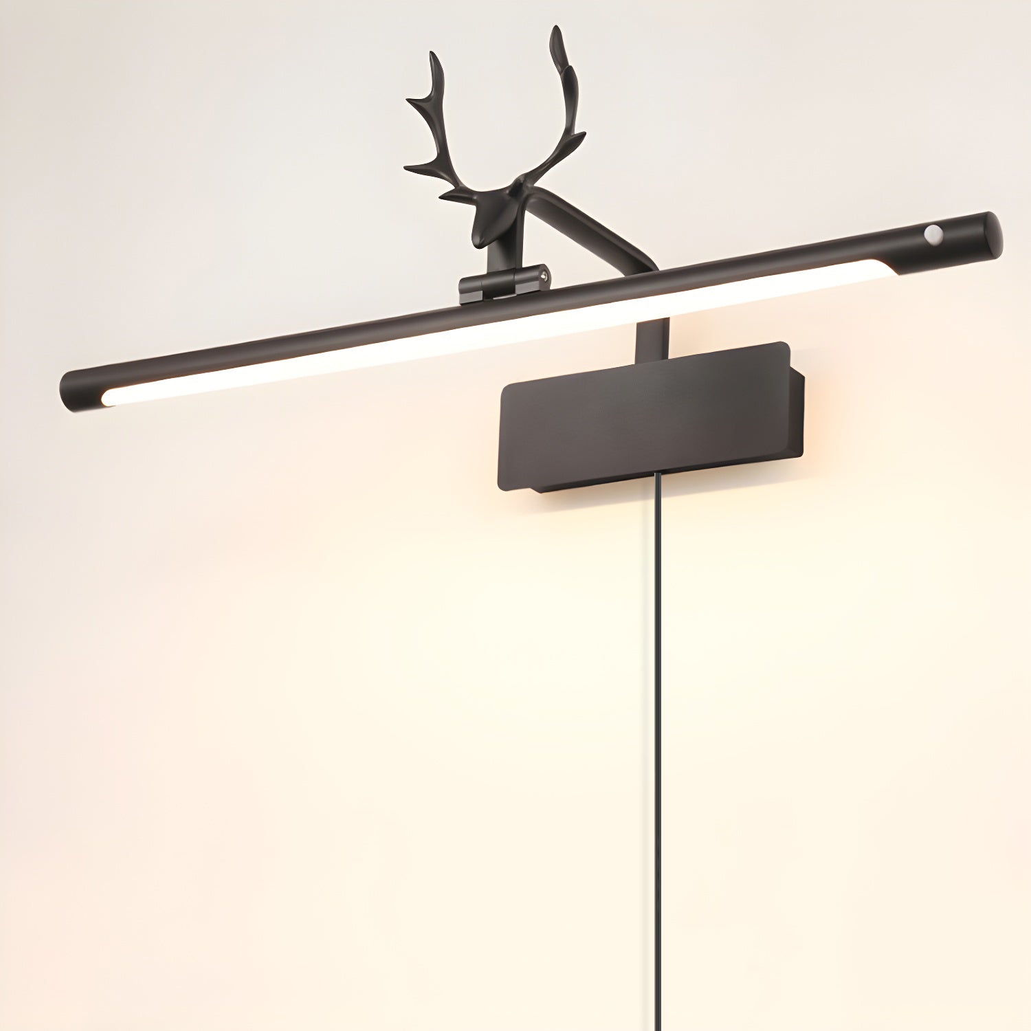 Stag Horn Plug-in Wall Light-Neutral Decor