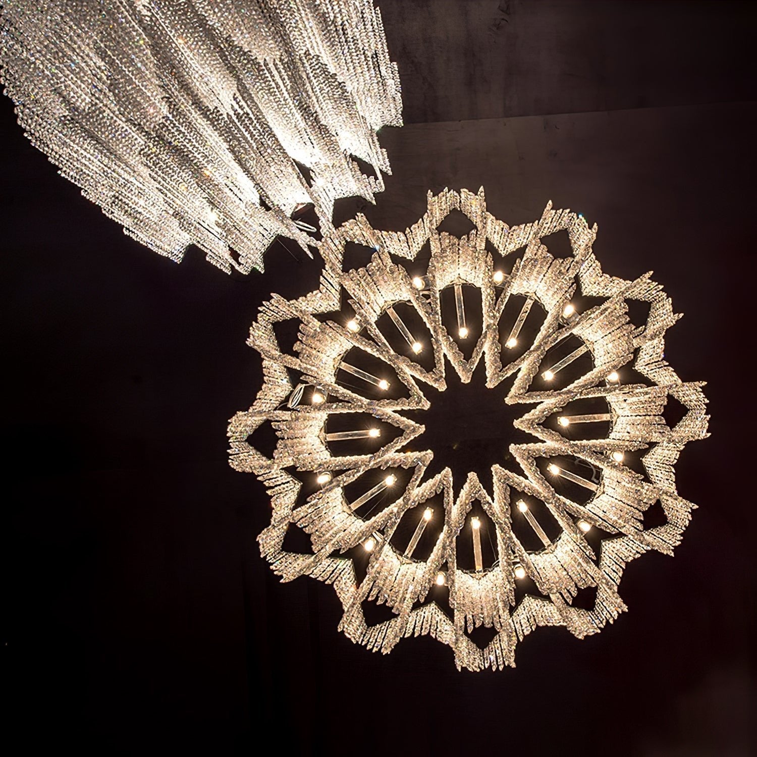 Zashayra Crystal Column Chandelier-Neutral Decor
