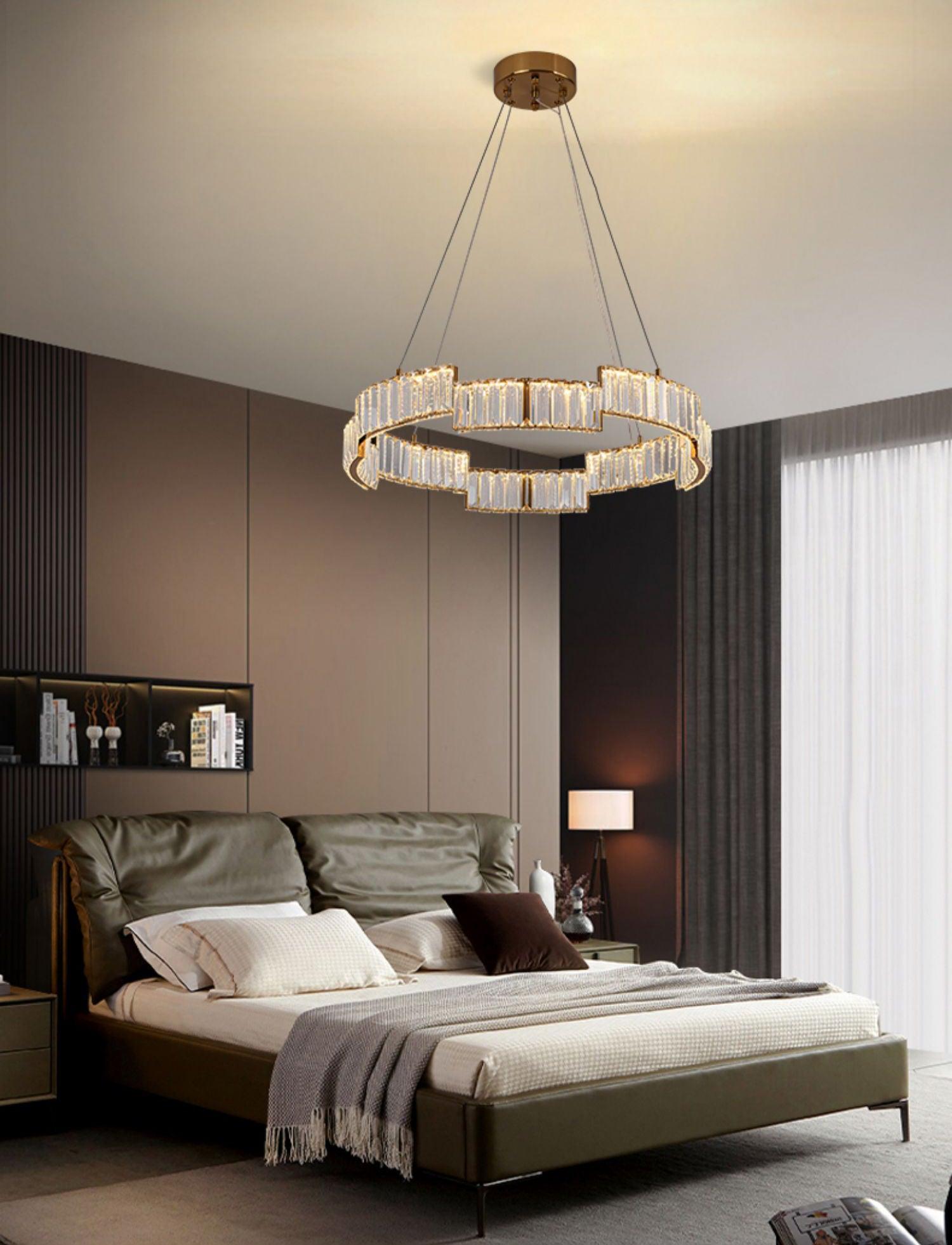Lustra Chandelier Crystal with Gold Frame-Neutral Decor