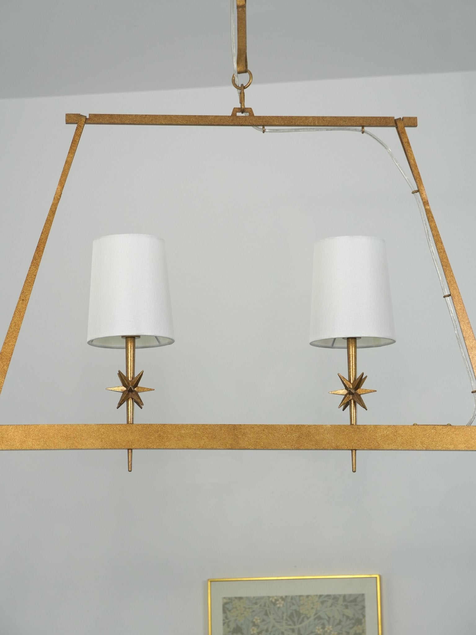 Lynve Brass Elegant Stellar Linear Chandelier-Neutral Decor