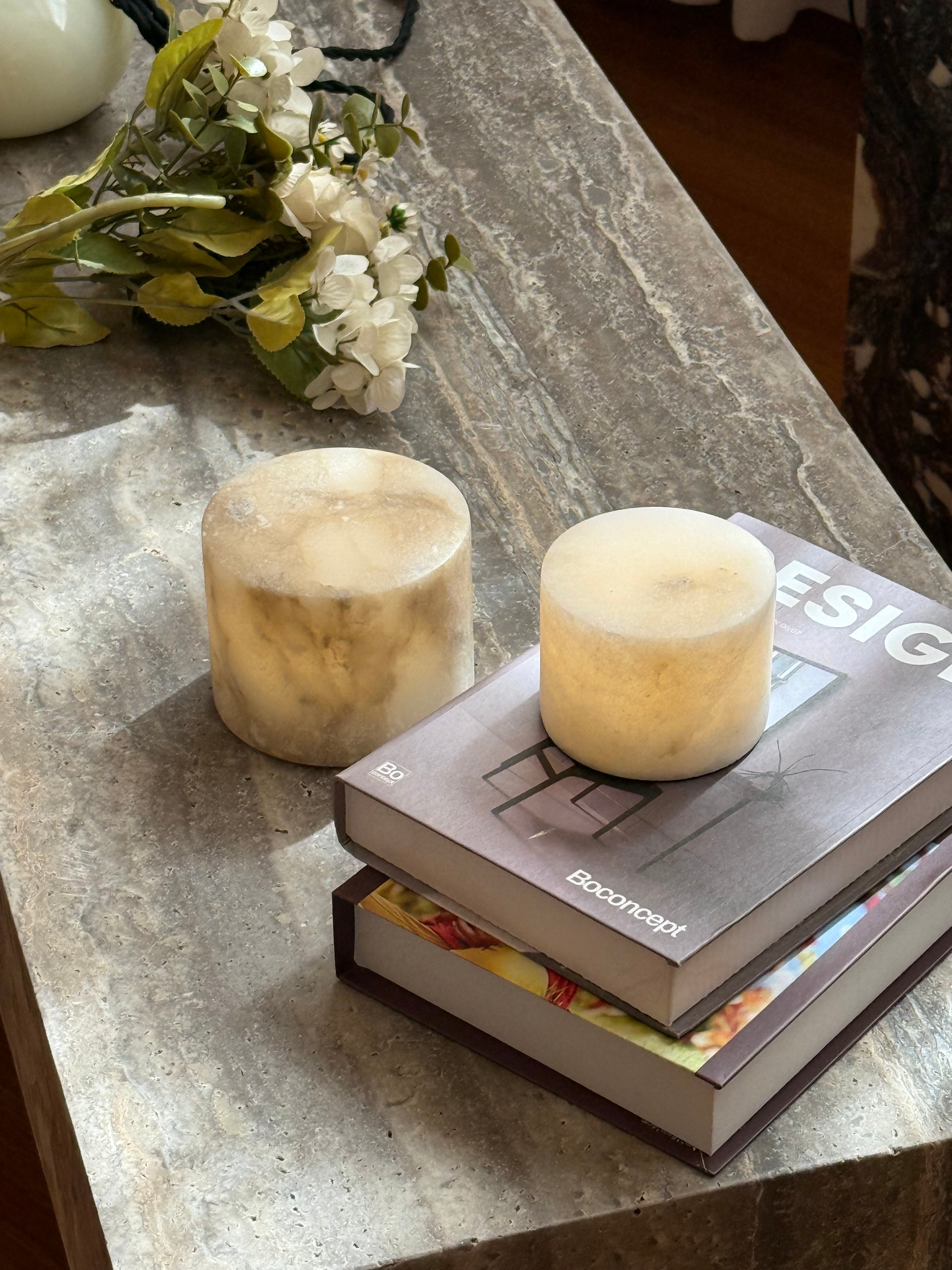 Evadne Table Lamp (Built-in Battery)