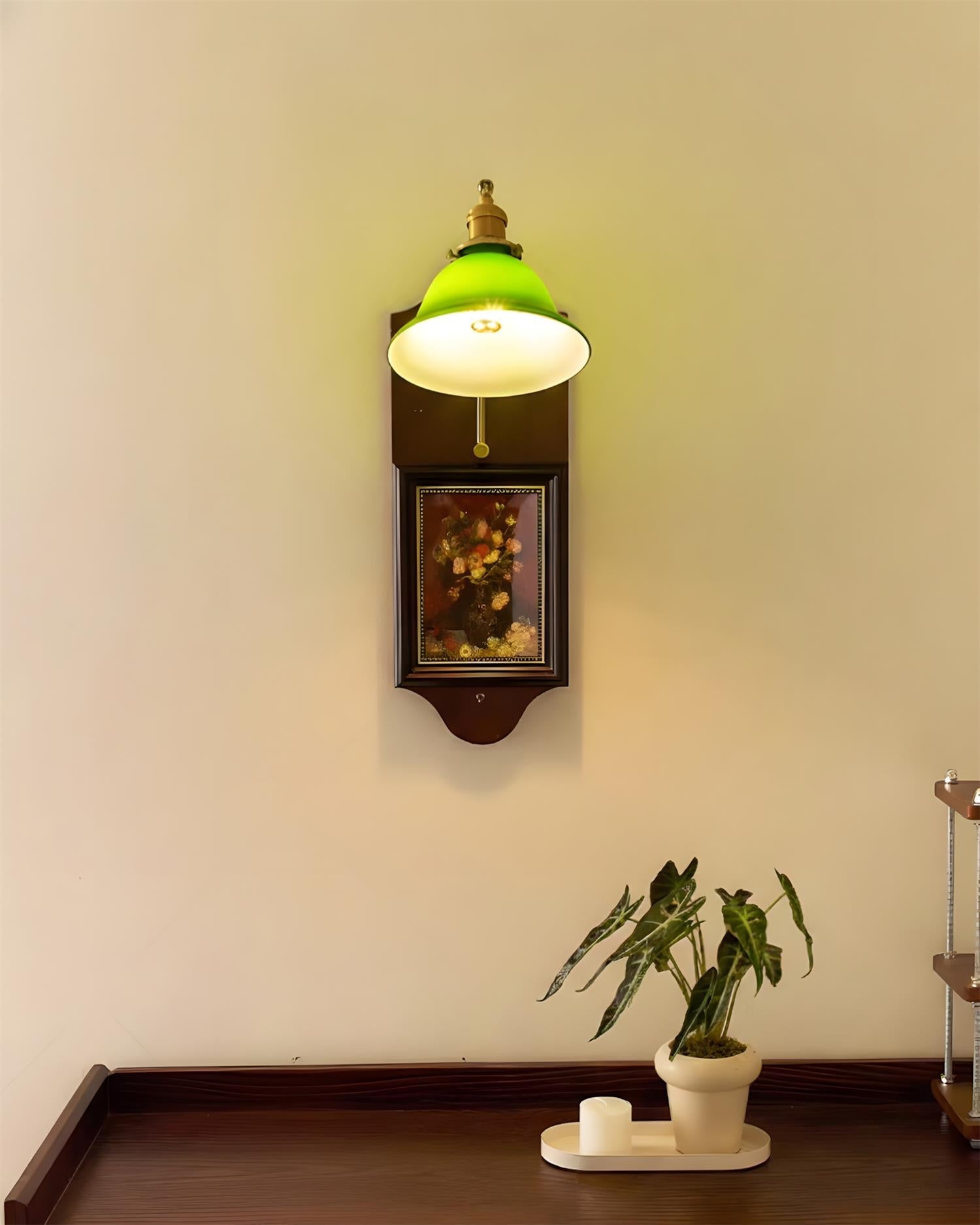 Roland Wall Lamp