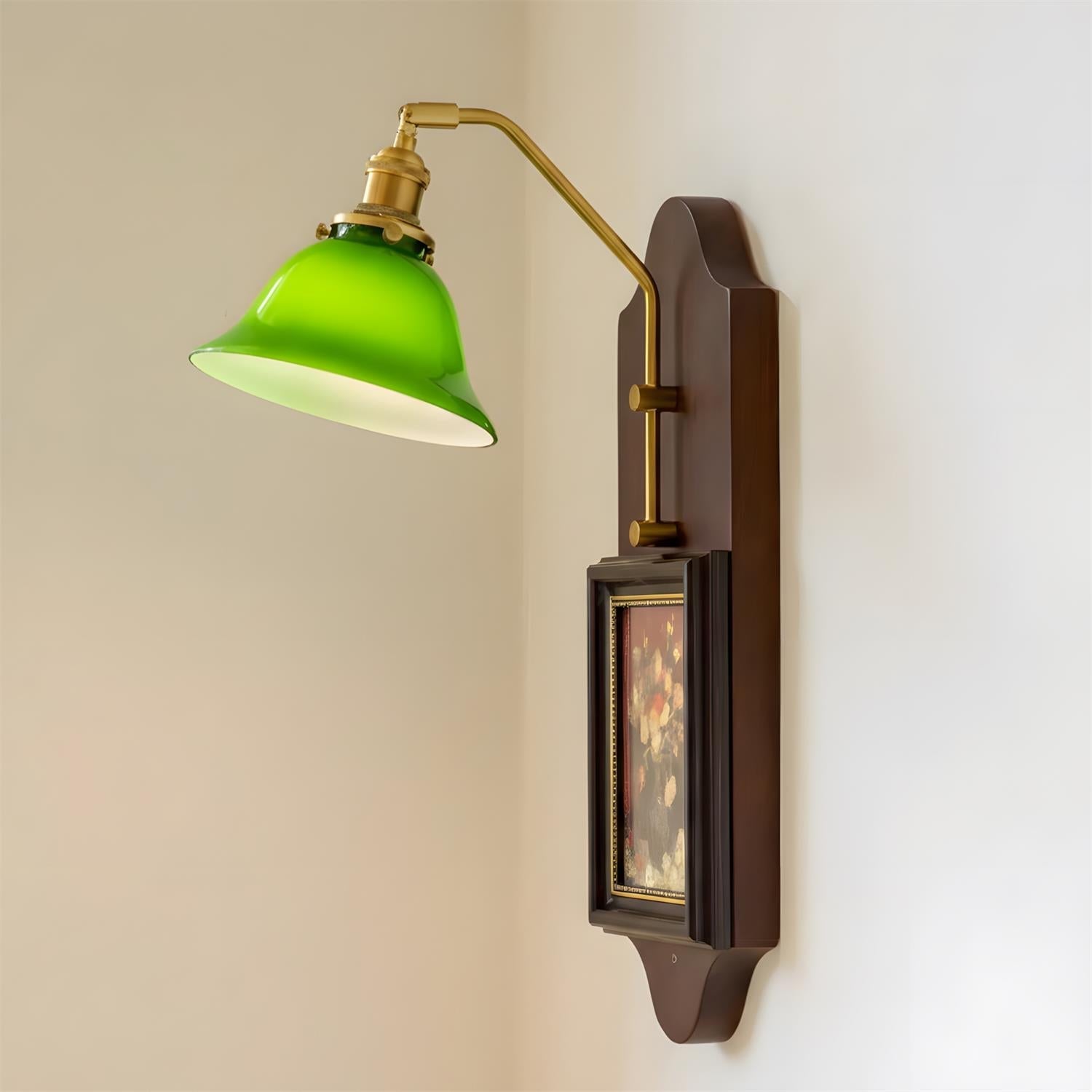 Roland Wall Lamp