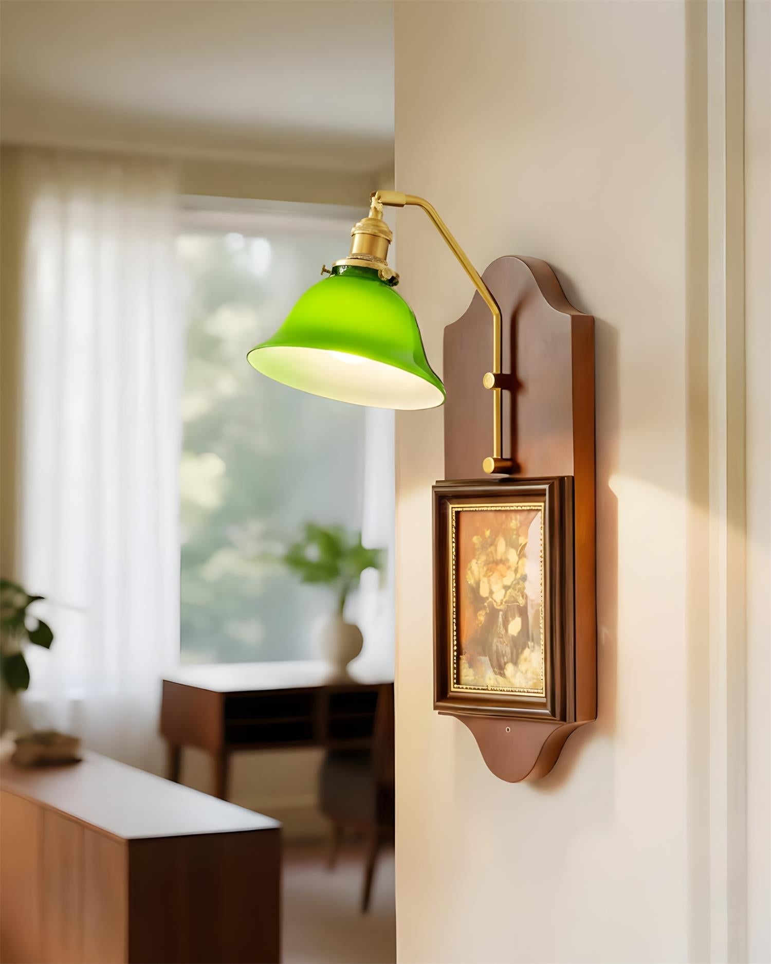 Roland Wall Lamp