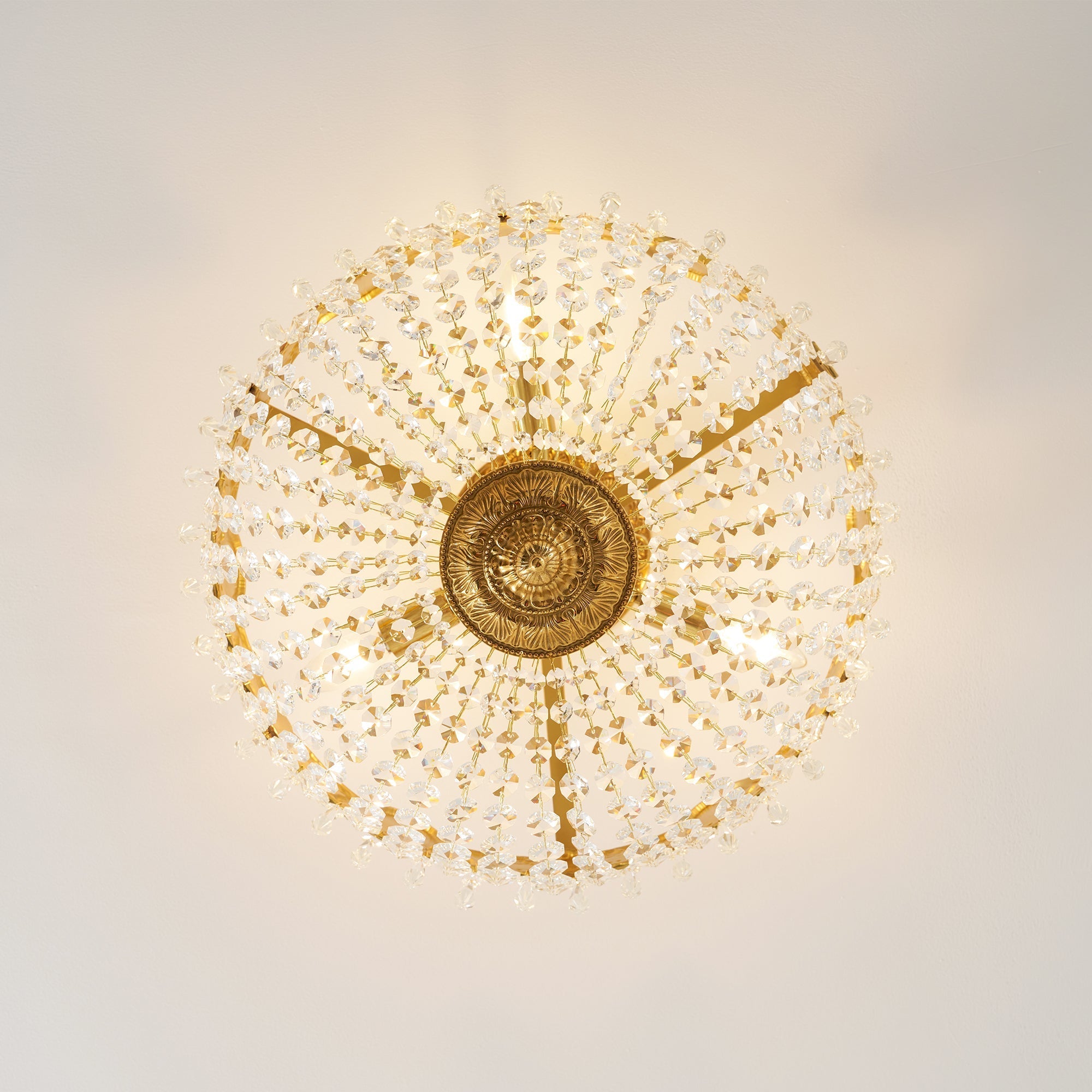 The texture and clarity of the crystal shades.