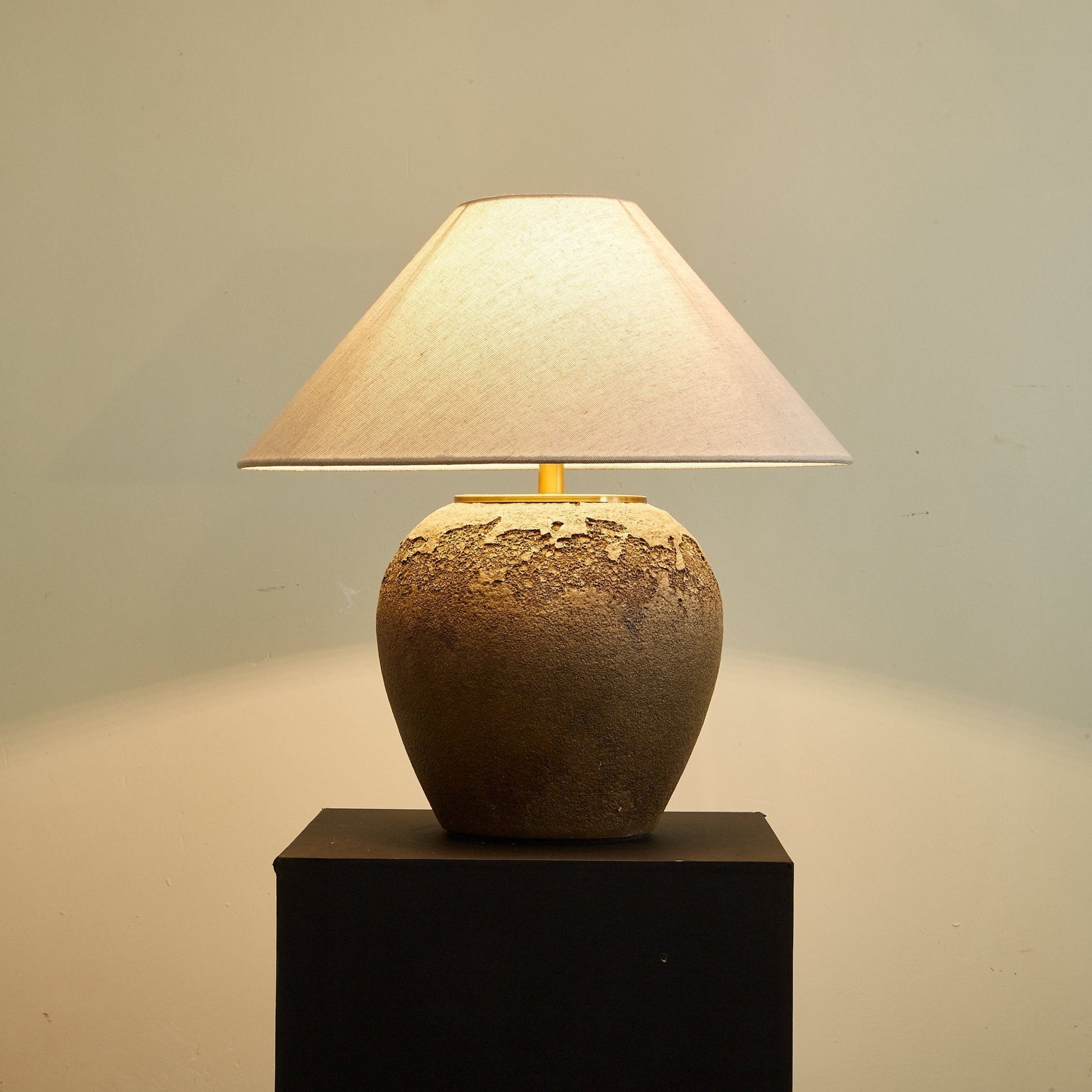 Enid Modern Ceramics Table Lamp-Neutral Decor