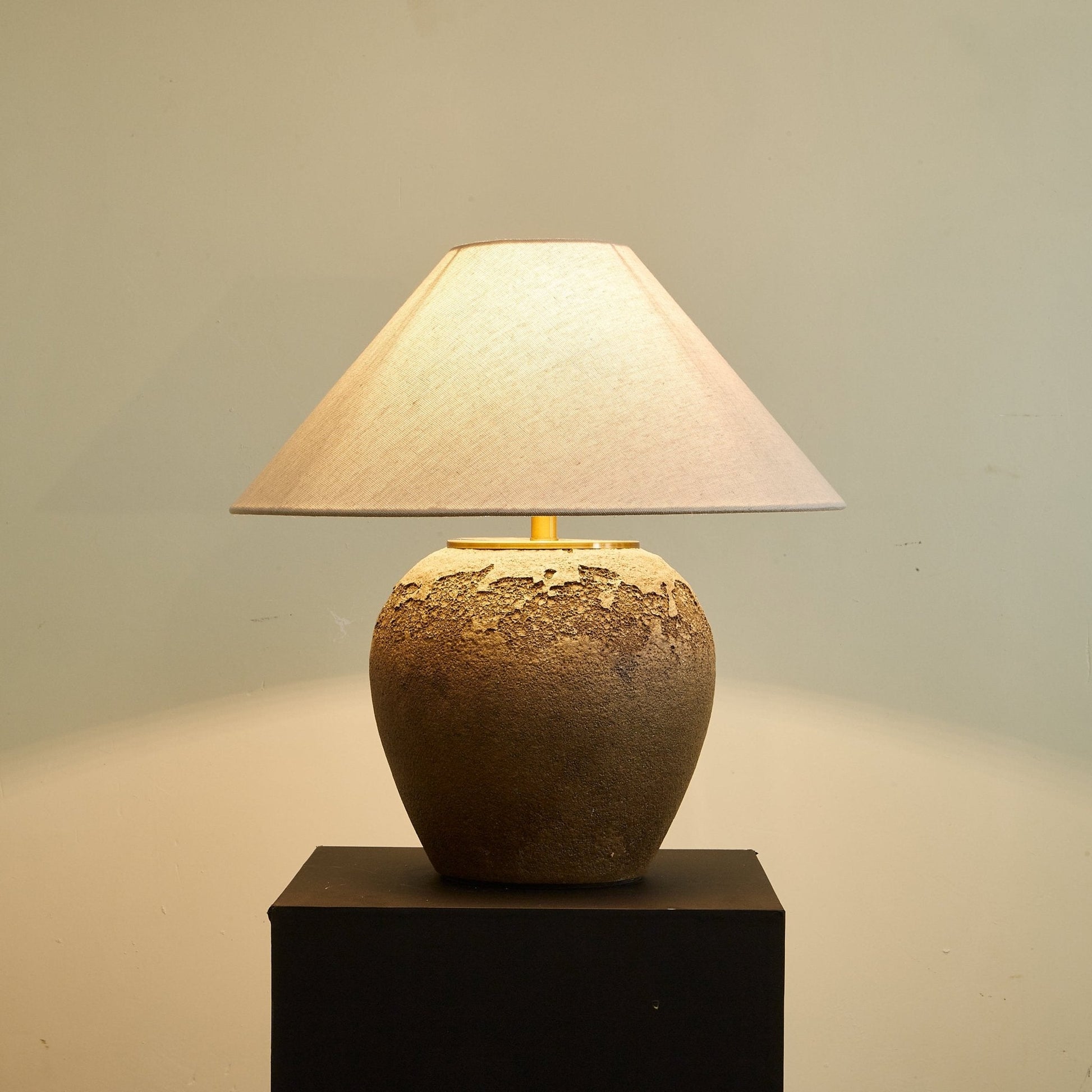 Enid Modern Ceramics Table Lamp-Neutral Decor