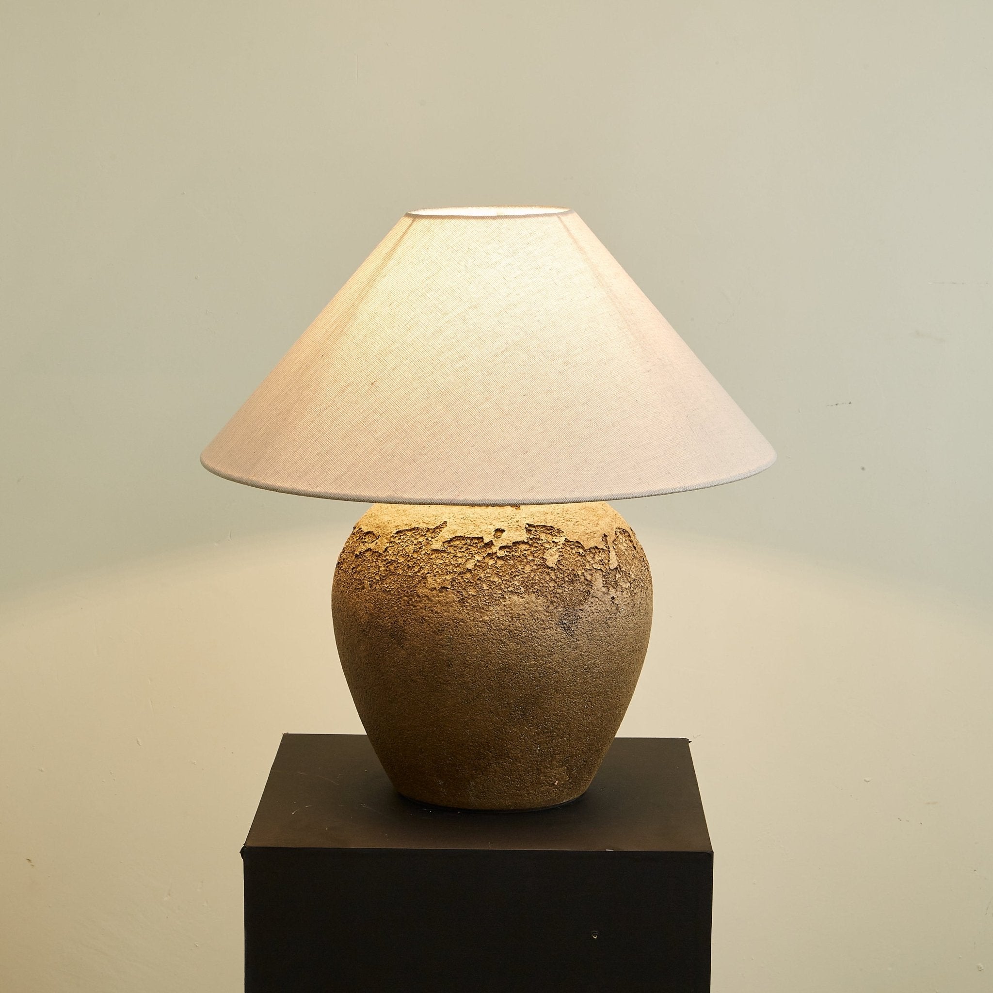 Enid Modern Ceramics Table Lamp-Neutral Decor
