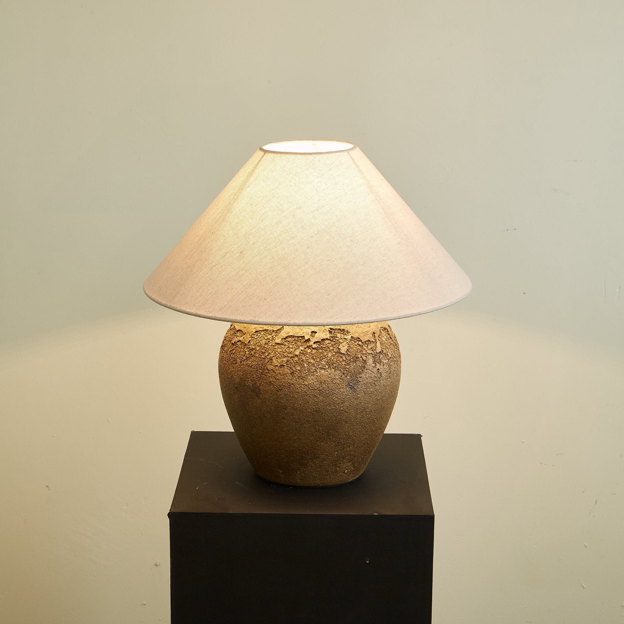 Enid Modern Ceramics Table Lamp-Neutral Decor