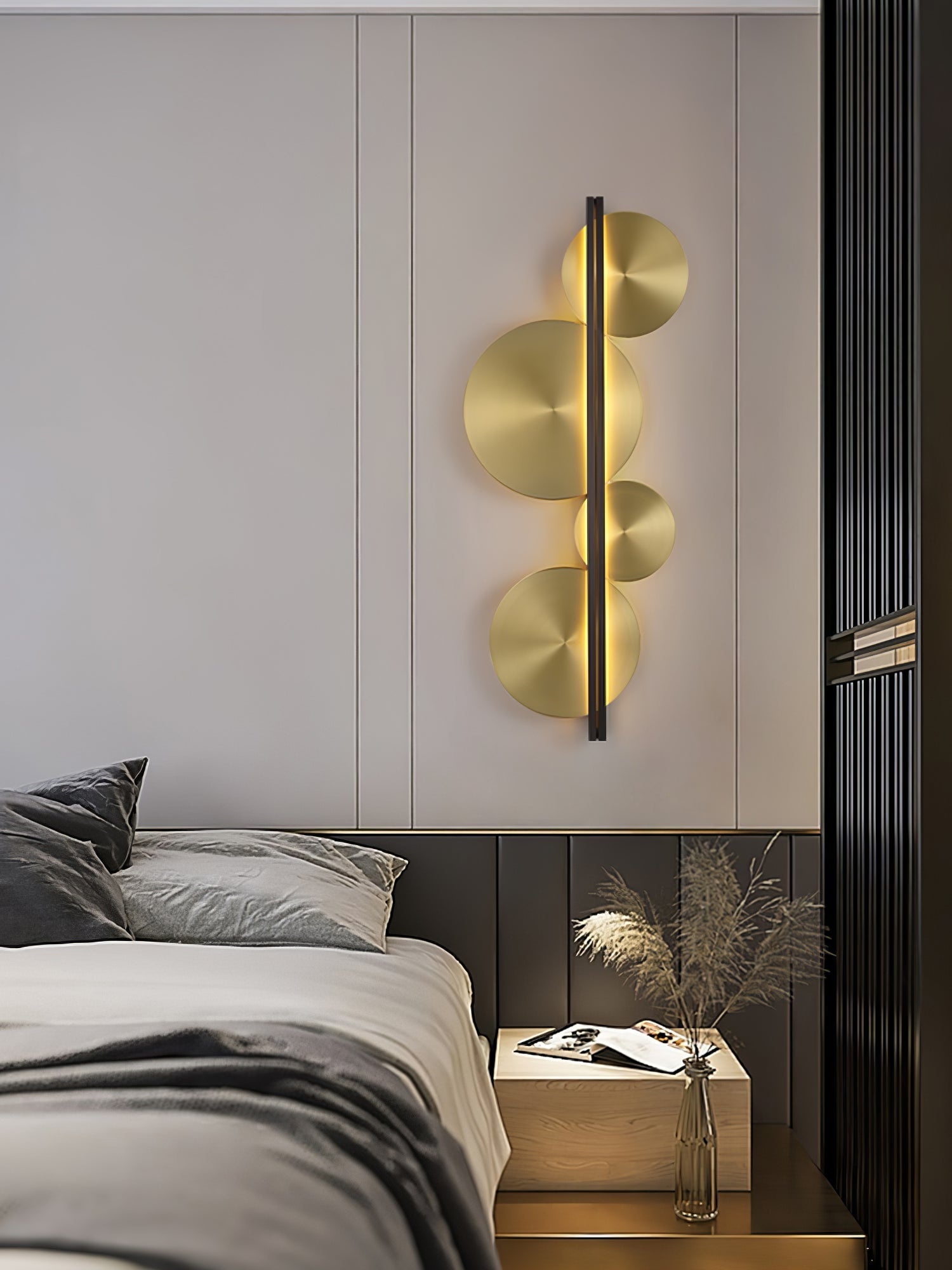 Lustra Wall Lamp Gold Circular Sculptural-Neutral Decor