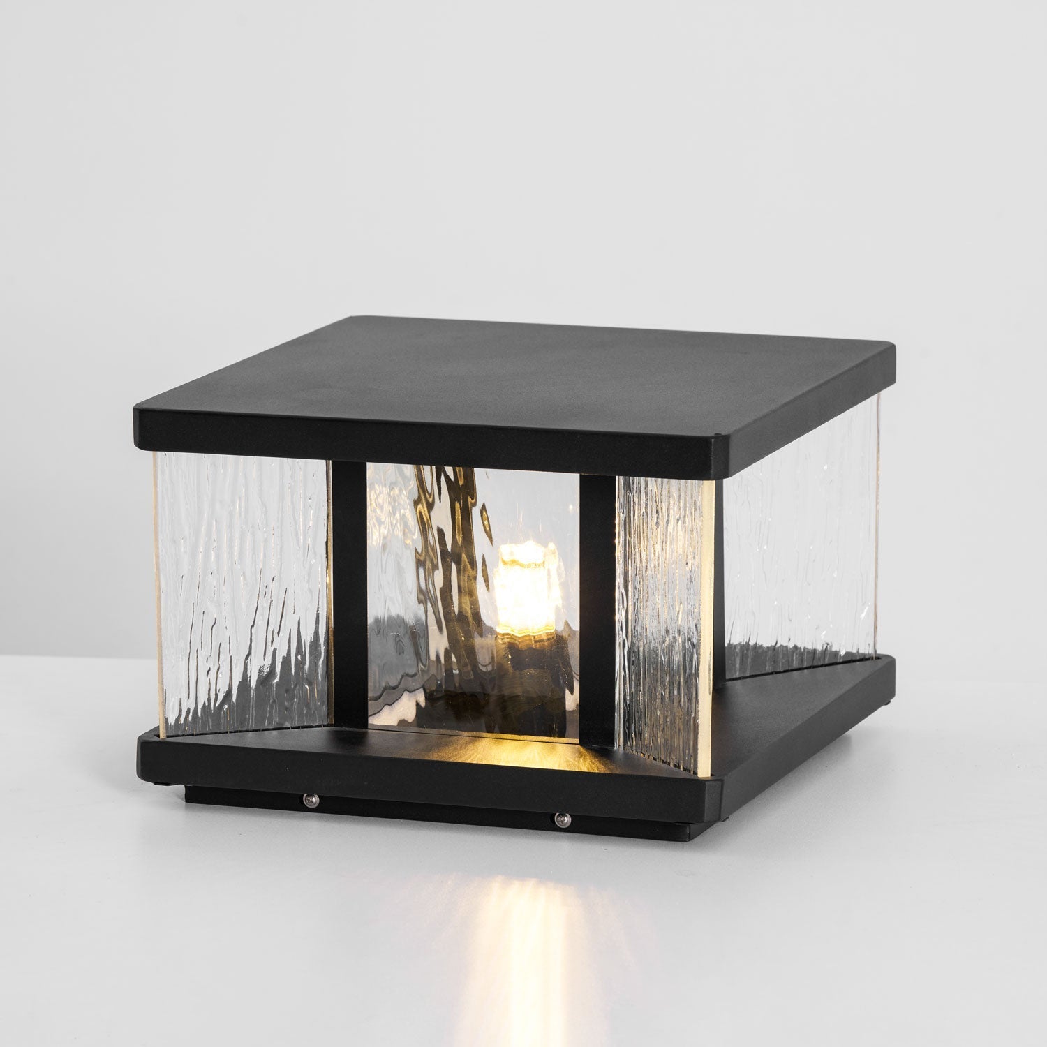 Jent Square Outdoor Light-Neutral Decor