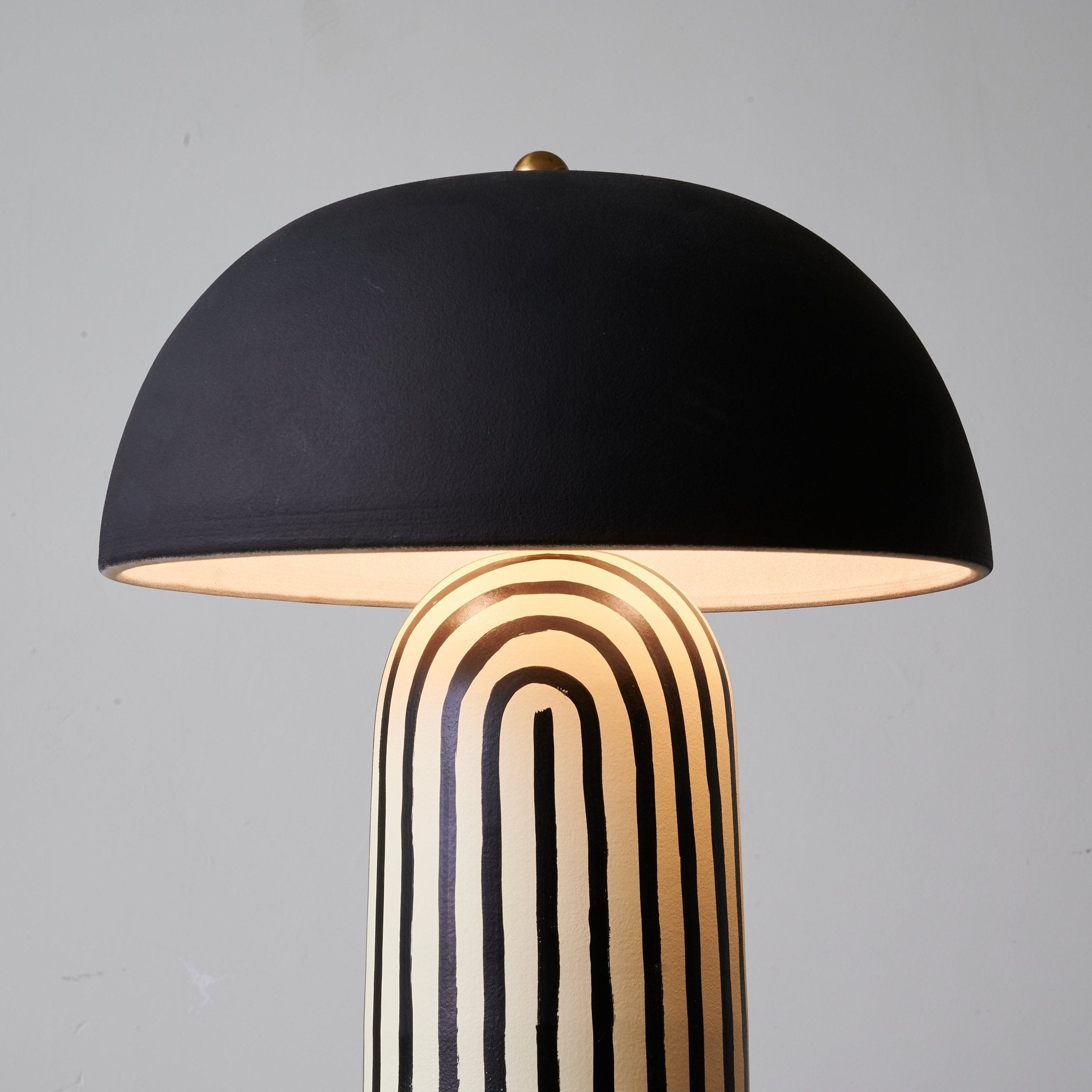 Moxyn Minimalist Ceramics Table Lamp-Neutral Decor