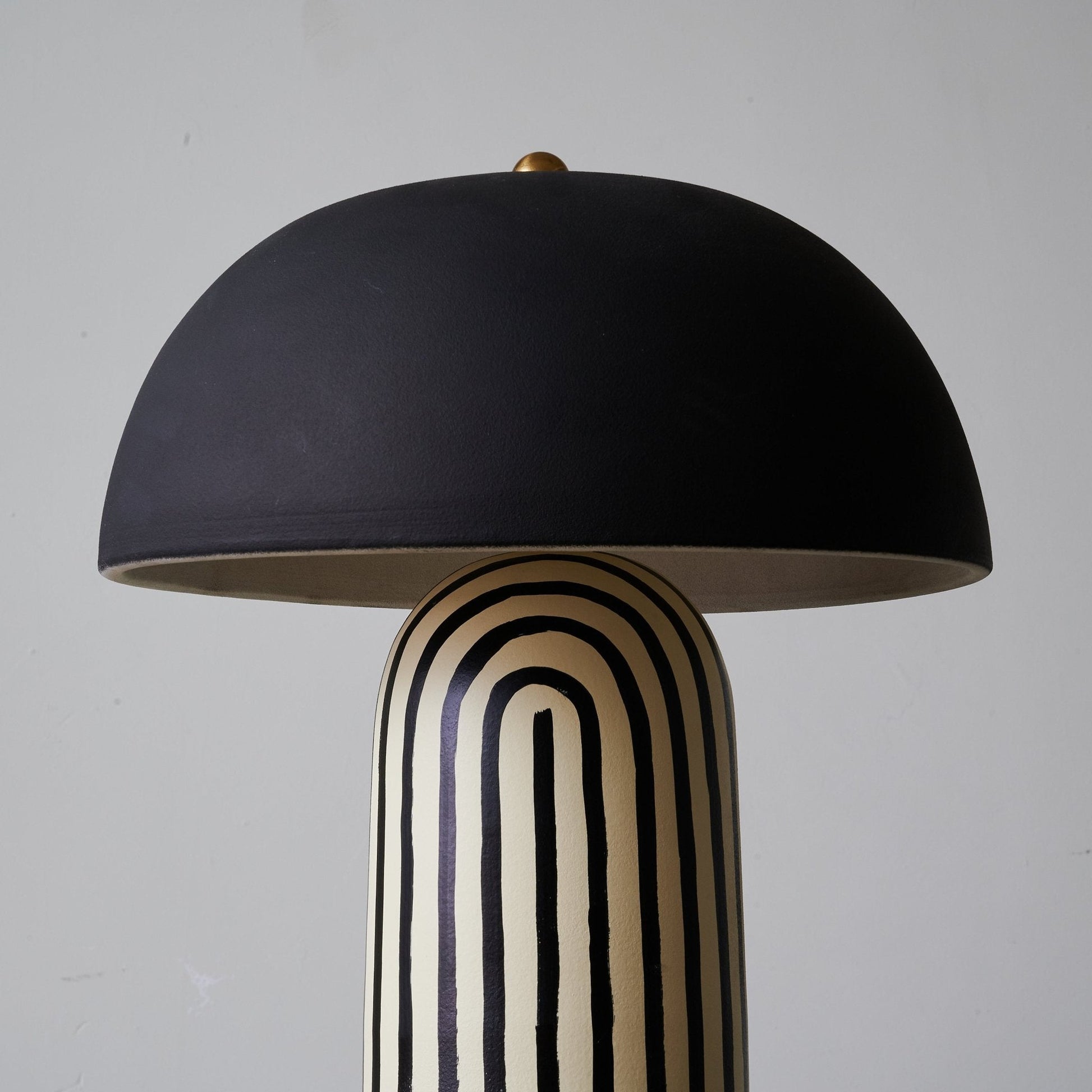 Moxyn Minimalist Ceramics Table Lamp-Neutral Decor