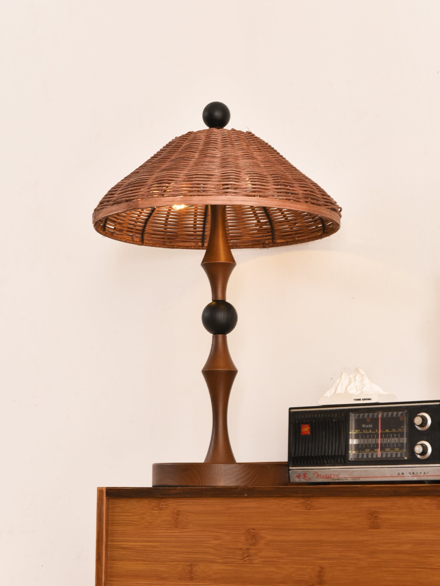 Miran Wood Rattan Vintage Table Lamp-Neutral Decor