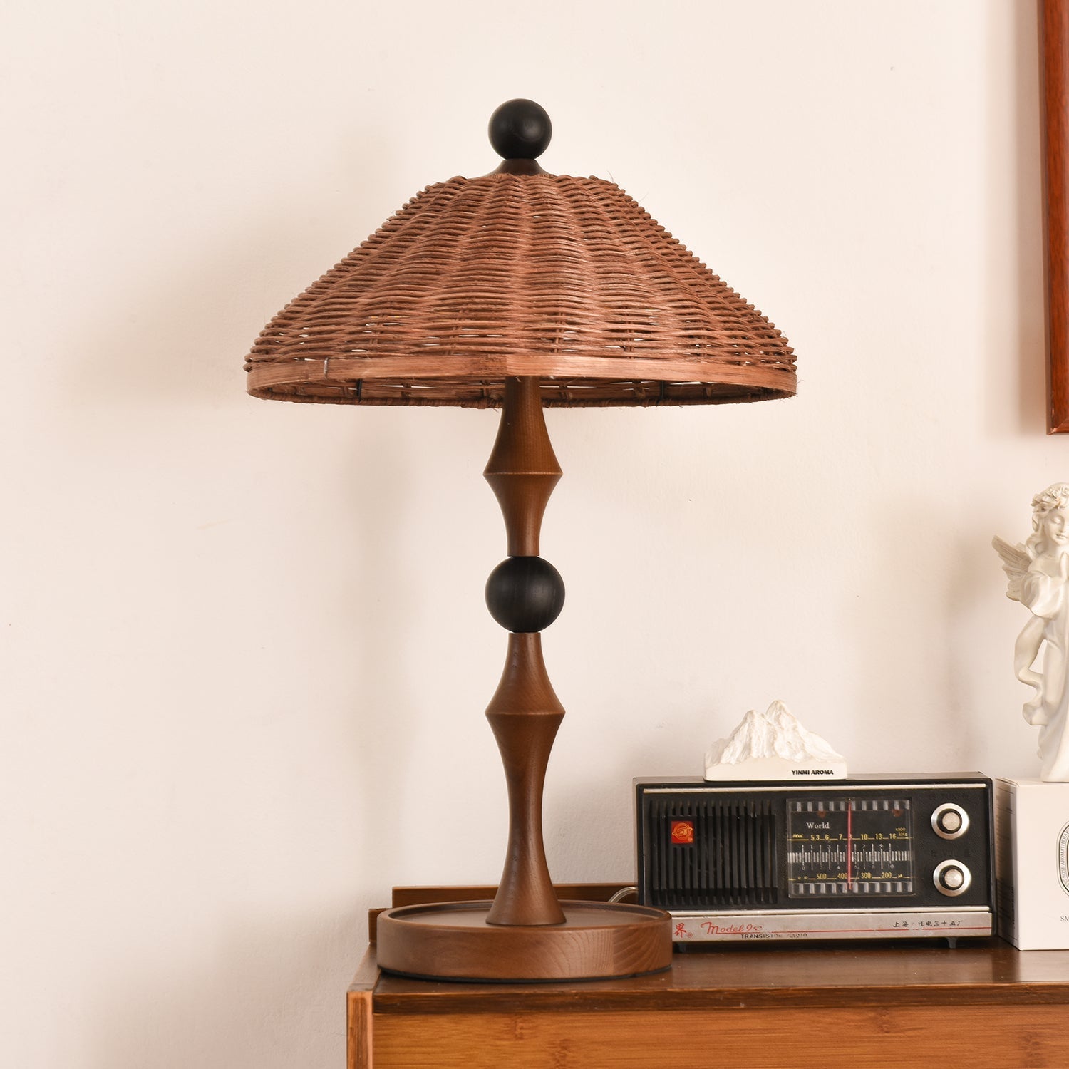 Miran Wood Rattan Vintage Table Lamp-Neutral Decor