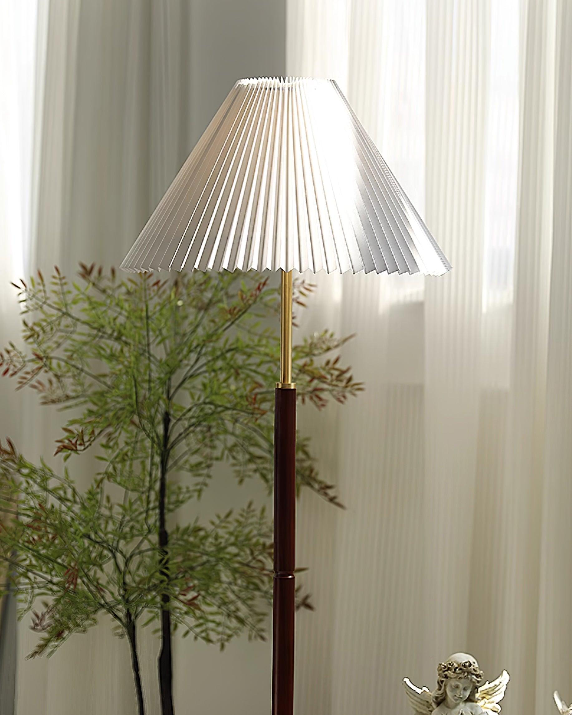 Elara Floor Lamp