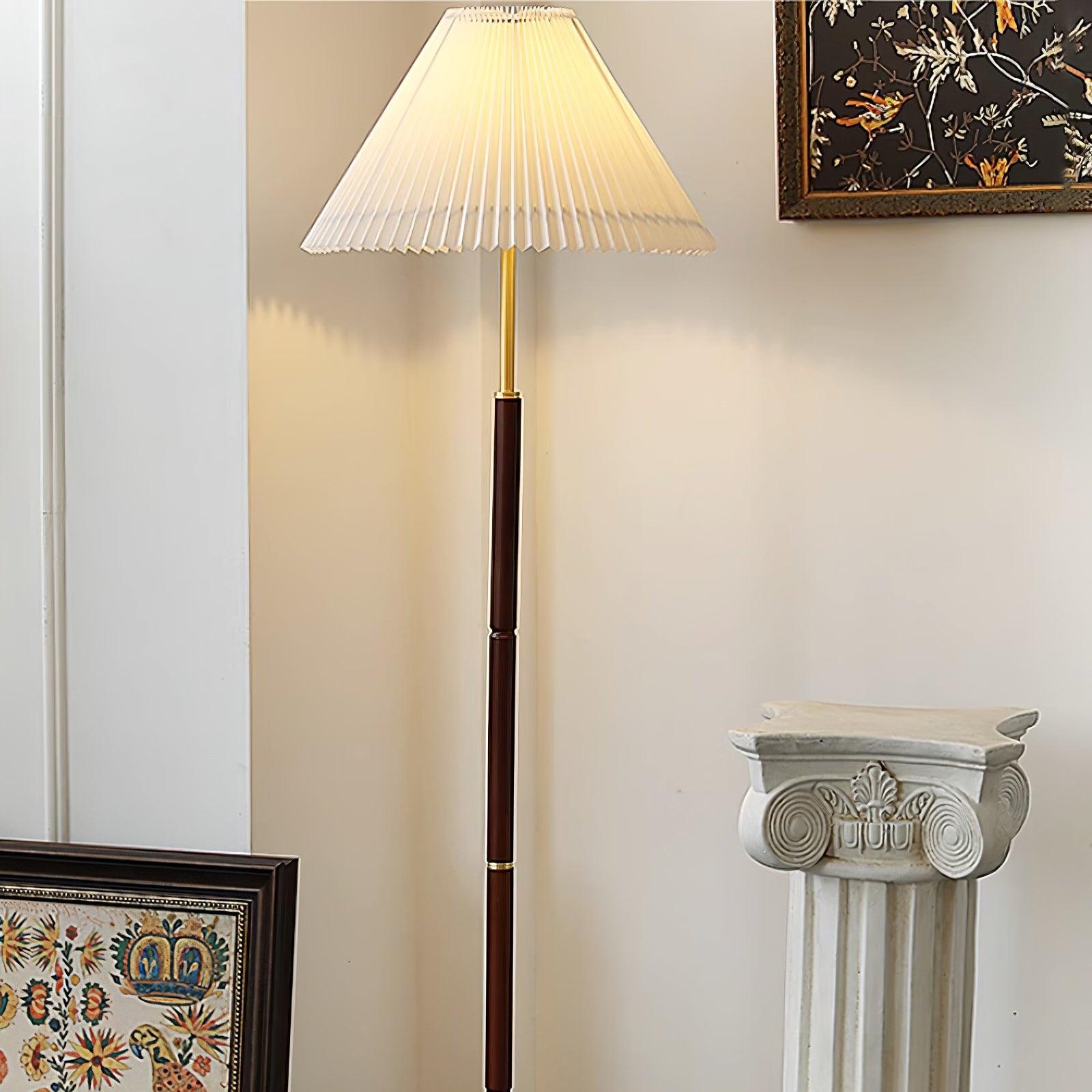 Elara Floor Lamp