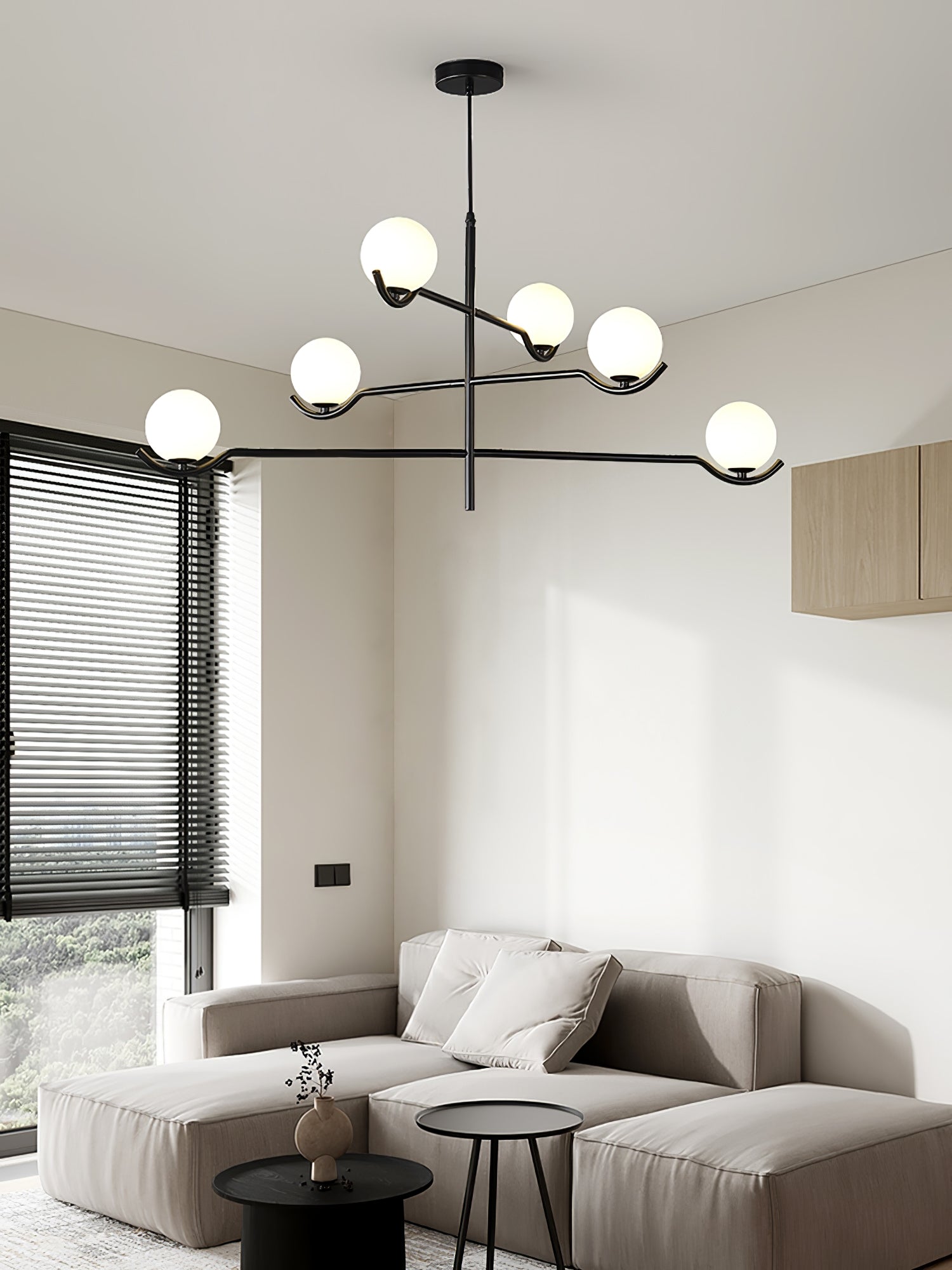 Fayno White Globe Chandelier