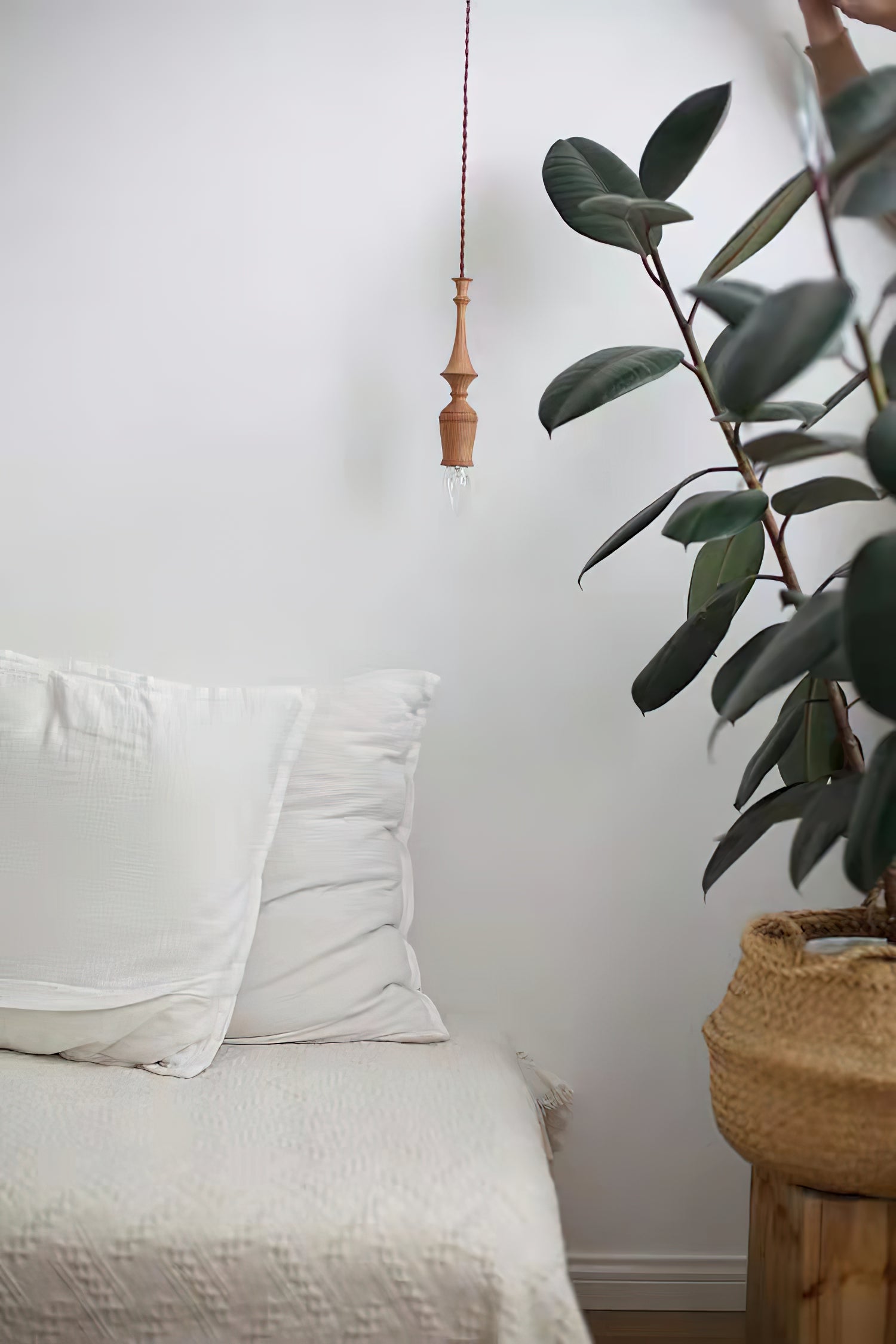 Tessira Wood Industrial Pendant Lamp-Neutral Decor