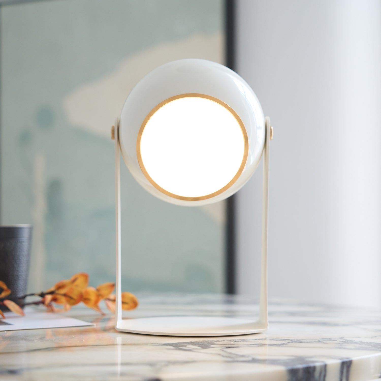 Ulsken Acrylic Minimalist Table Lamp-Neutral Decor