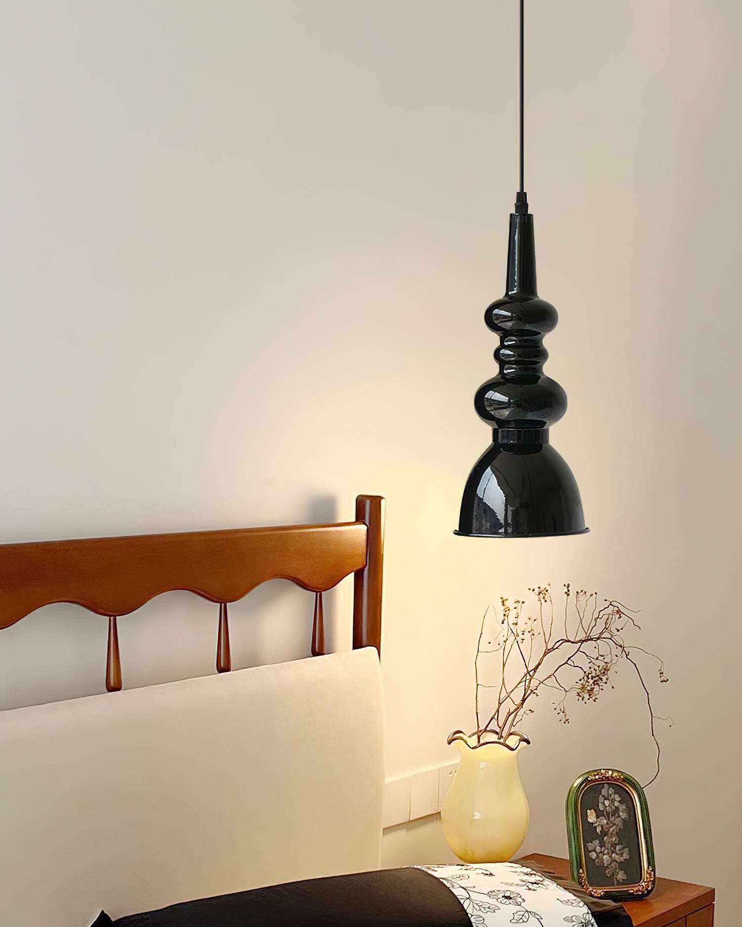Hven Nordic Art Noir Pendant Light-Neutral Decor
