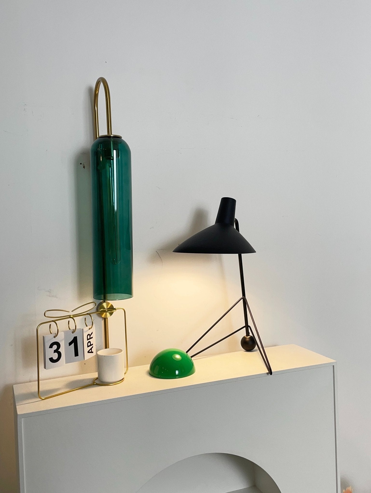 Pivot Industrial Table Lamp-Neutral Decor