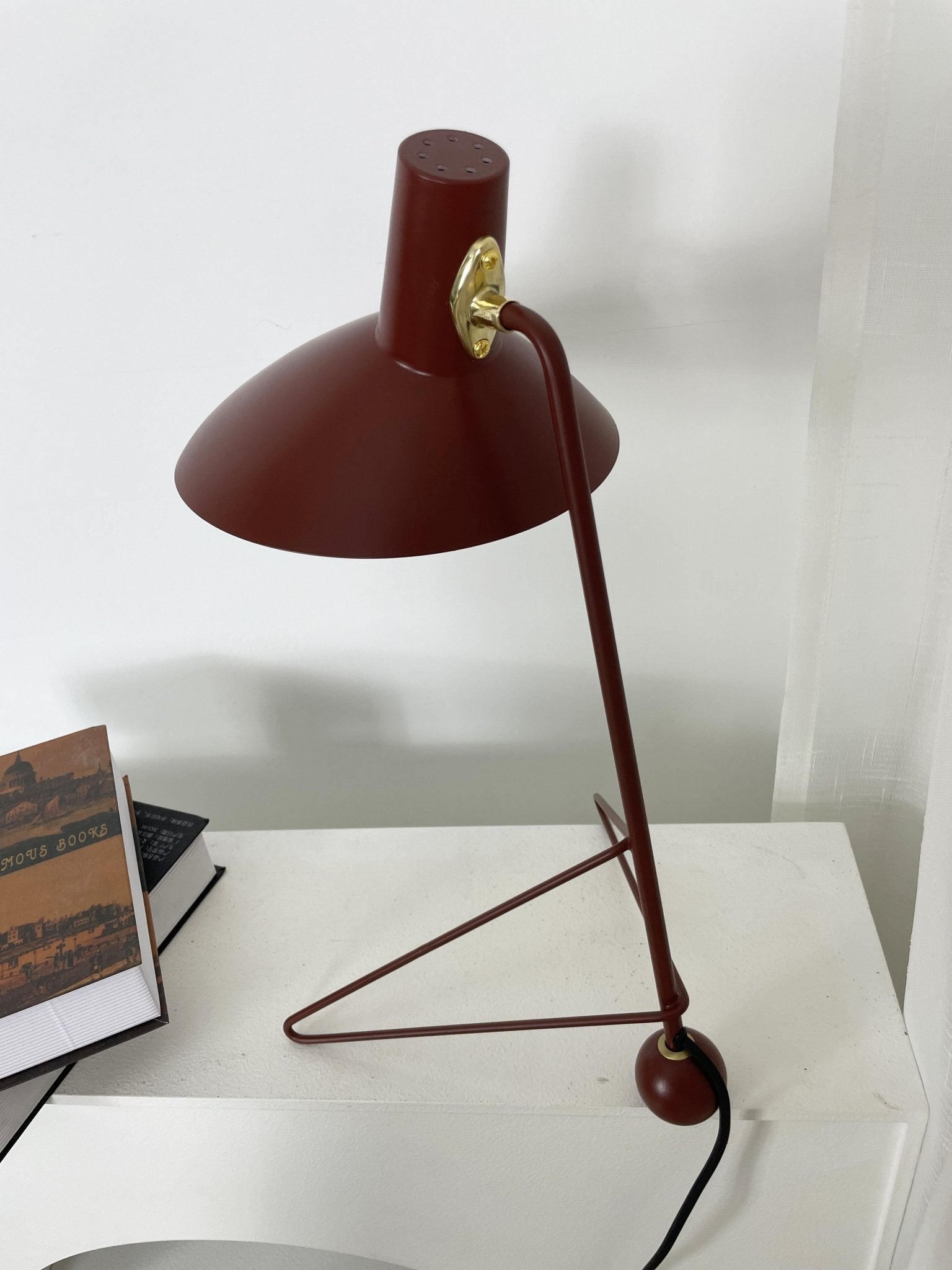 Pivot Industrial Table Lamp-Neutral Decor