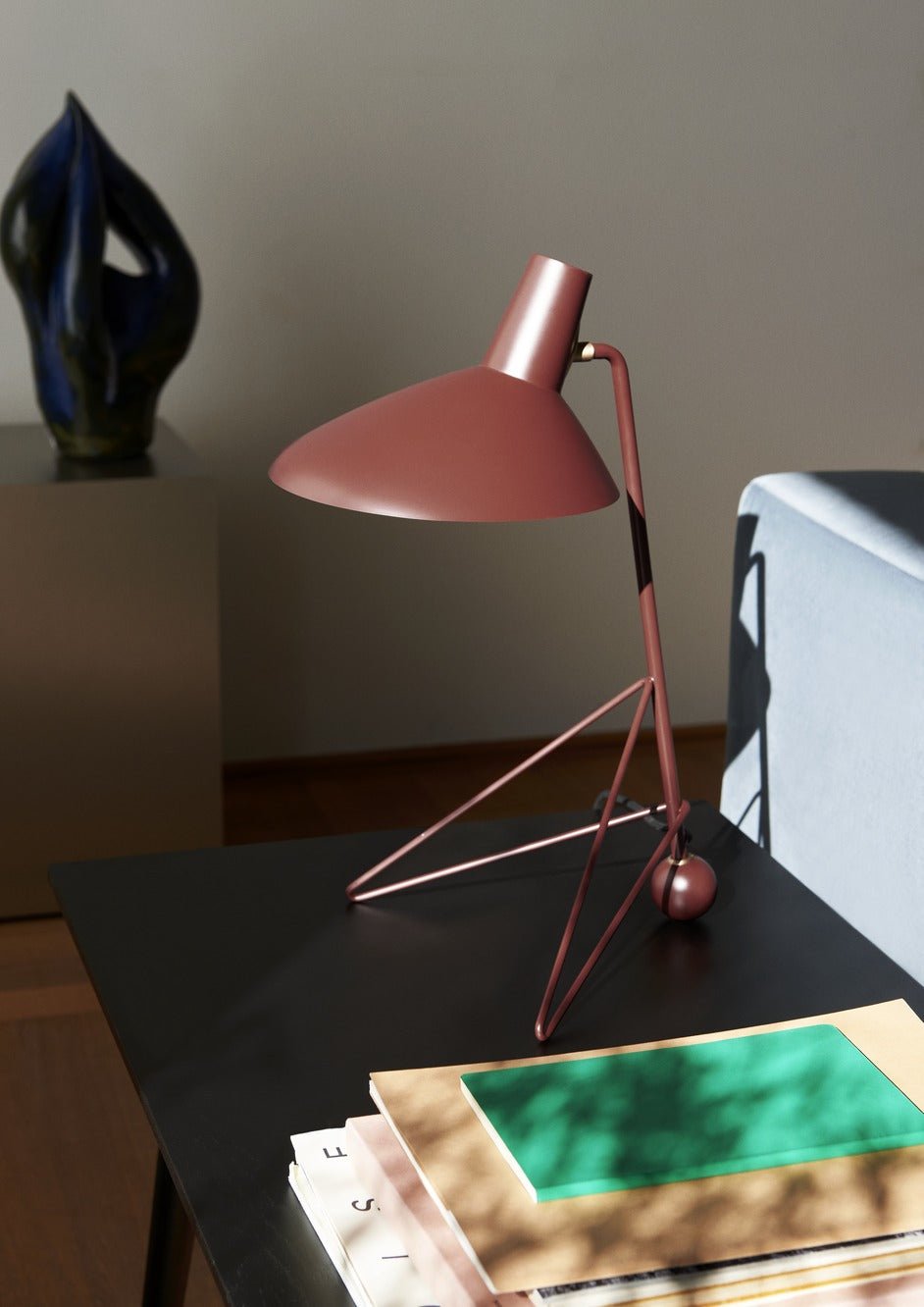 Pivot Industrial Table Lamp-Neutral Decor