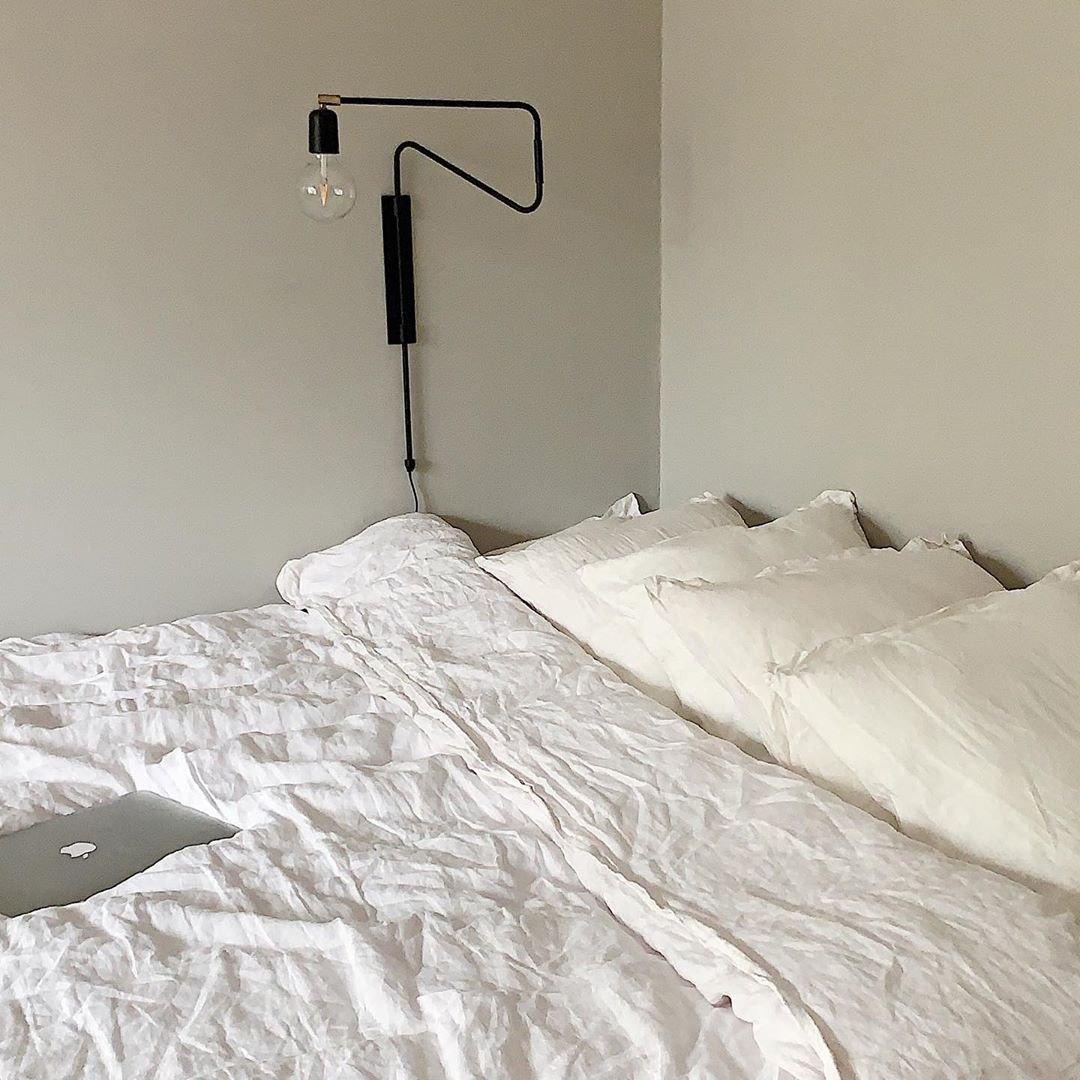 Elsoreth Modern Minimalist Swing Wall Lamp-Neutral Decor