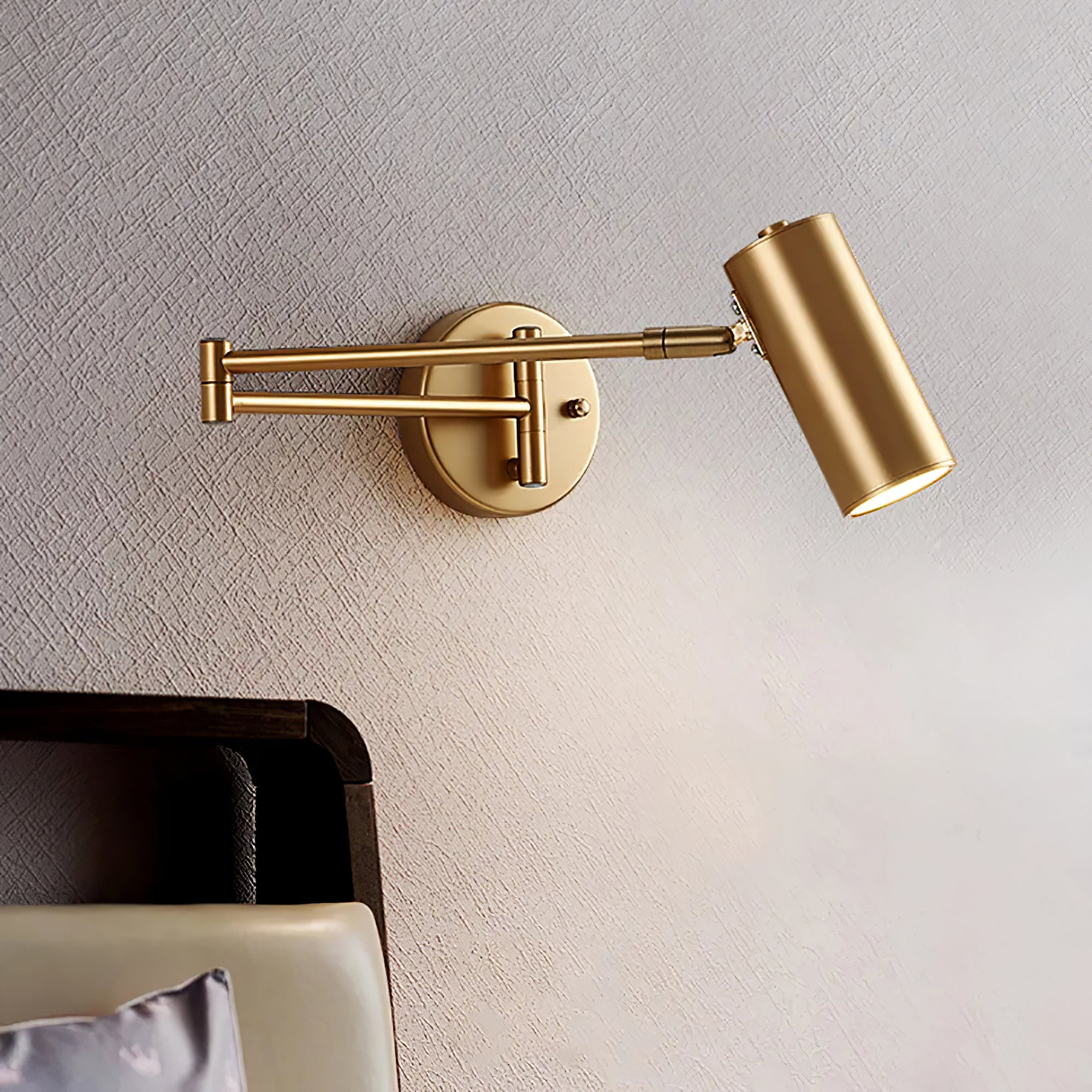 Lustra Wall Sconce Brass Swing Arm Adjustable-Neutral Decor