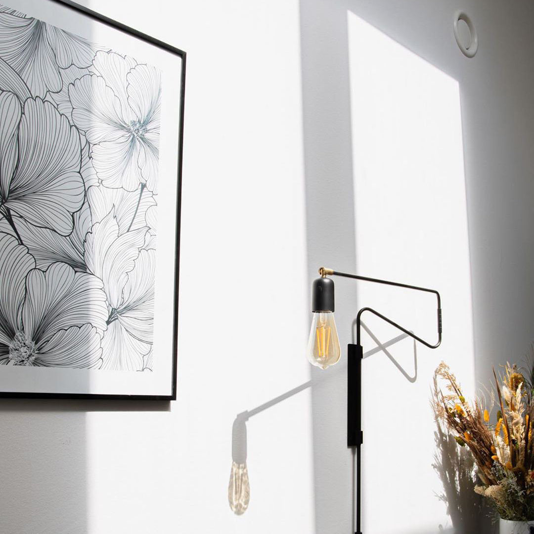 Vera Wall Lamp