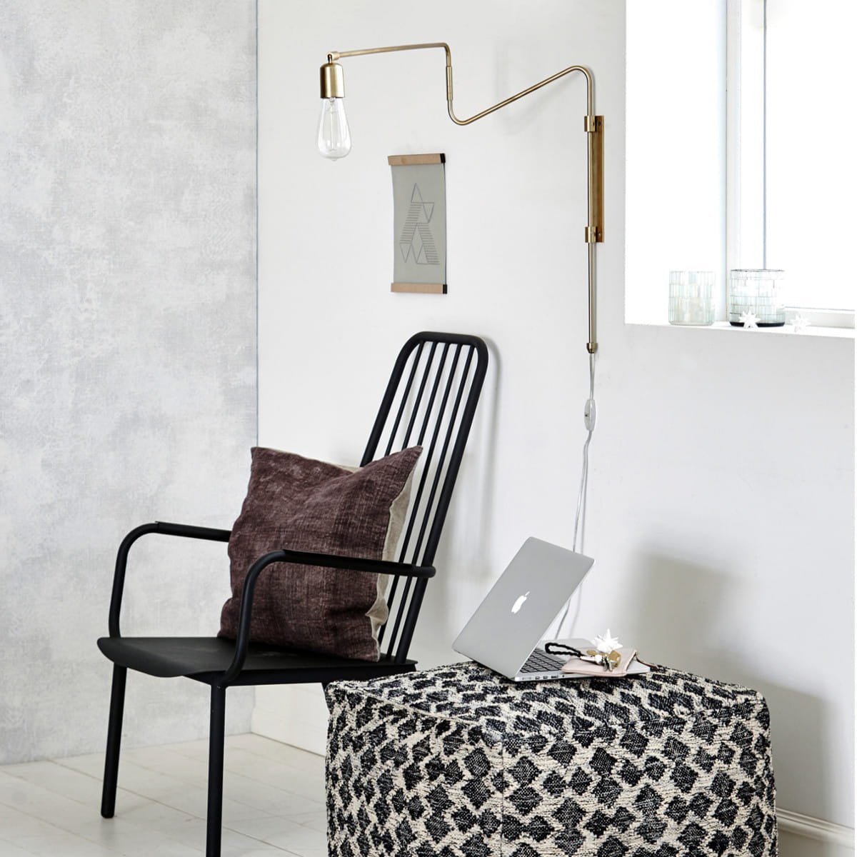 Elsoreth Modern Minimalist Swing Wall Lamp-Neutral Decor