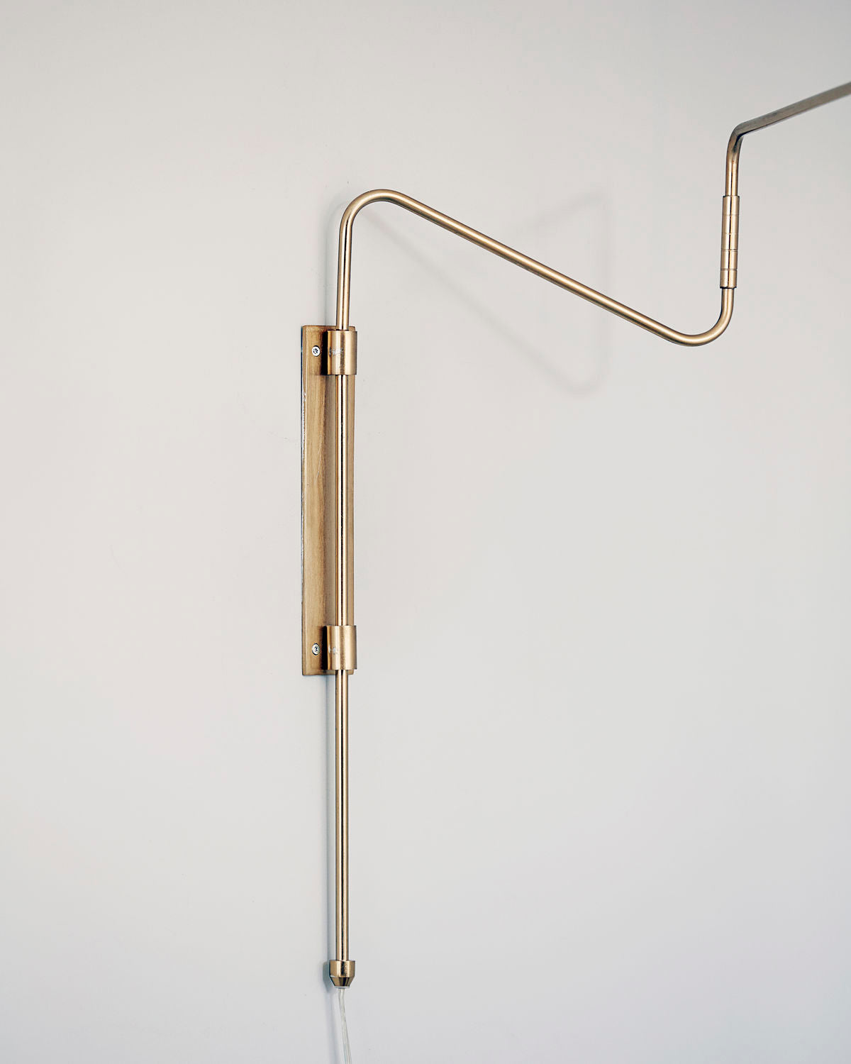 Elsoreth Modern Minimalist Swing Wall Lamp-Neutral Decor