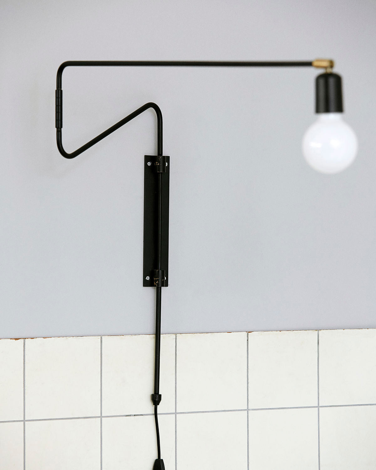 Elsoreth Modern Minimalist Swing Wall Lamp-Neutral Decor