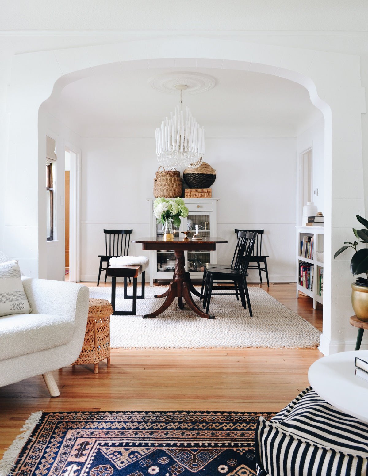 Xantir Postmodern Luxury Wood Chandelier-Neutral Decor