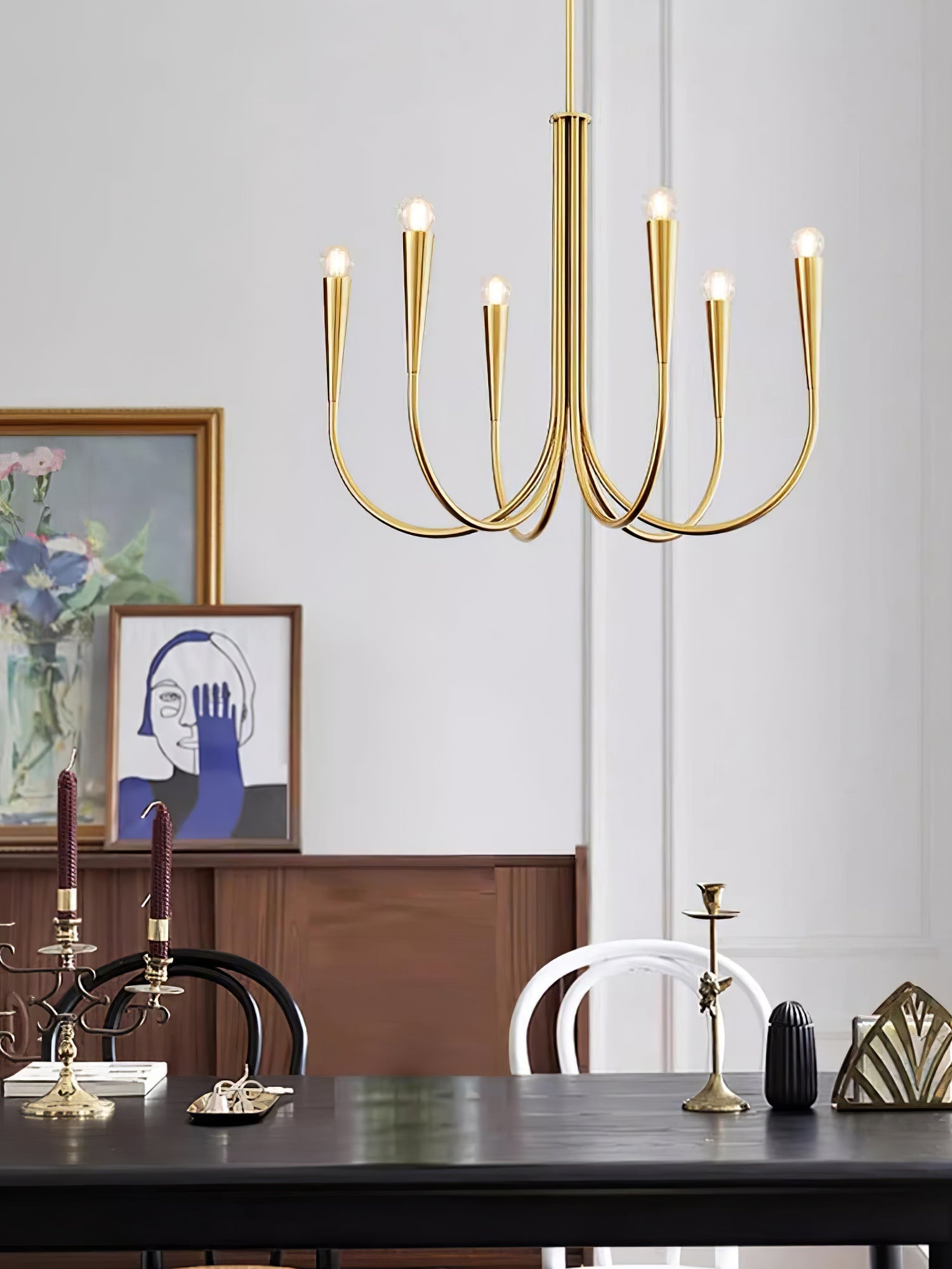 Lustra Chandelier Swoop Arm Brass Minimalist-Neutral Decor